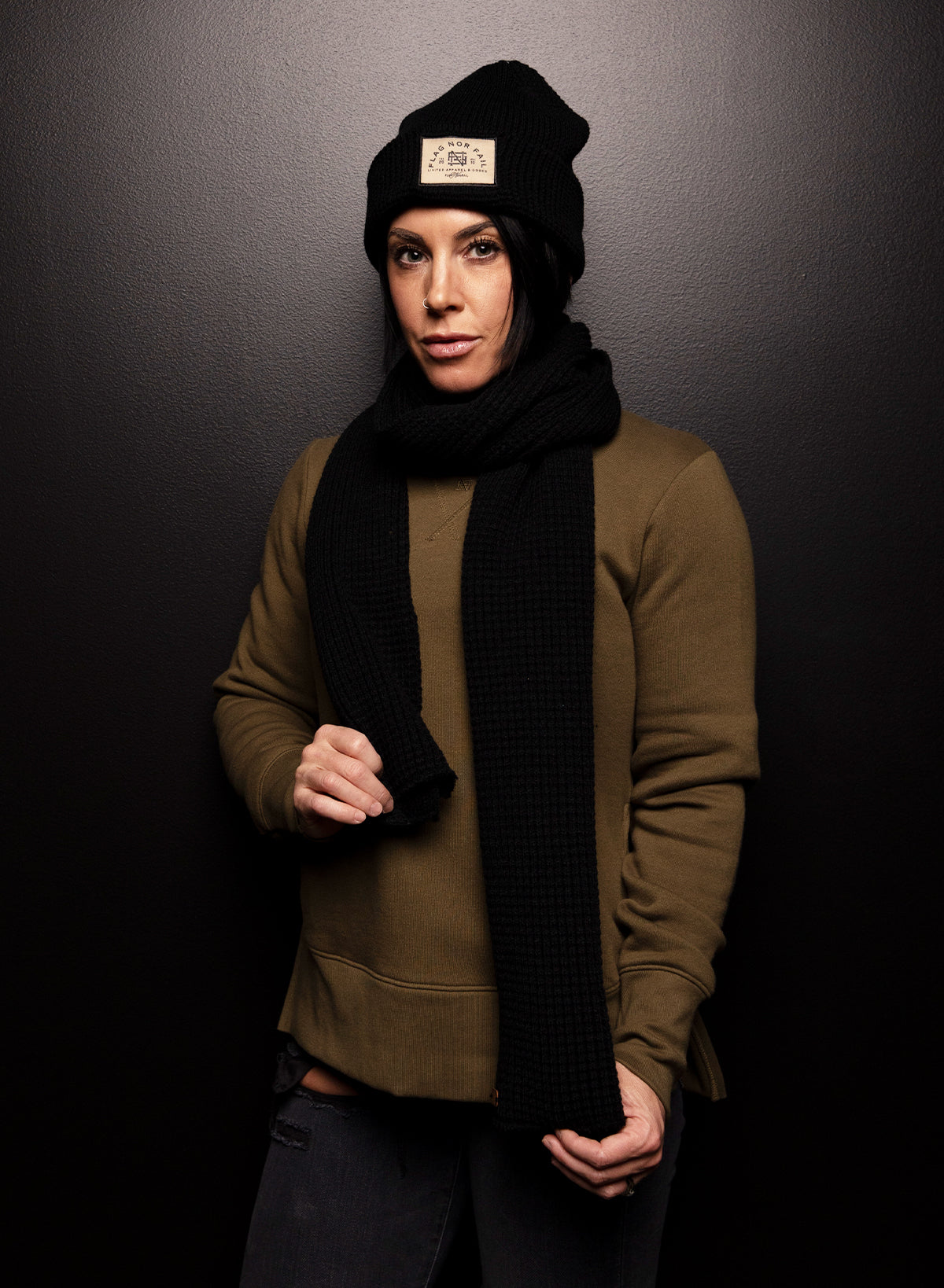 FOREVER SCARF - Premium Black Winter Scarf for Women & Men - Soft & Warm Fashion Accessory for Cold Weather, Outdoor Activities, and Gift Giving