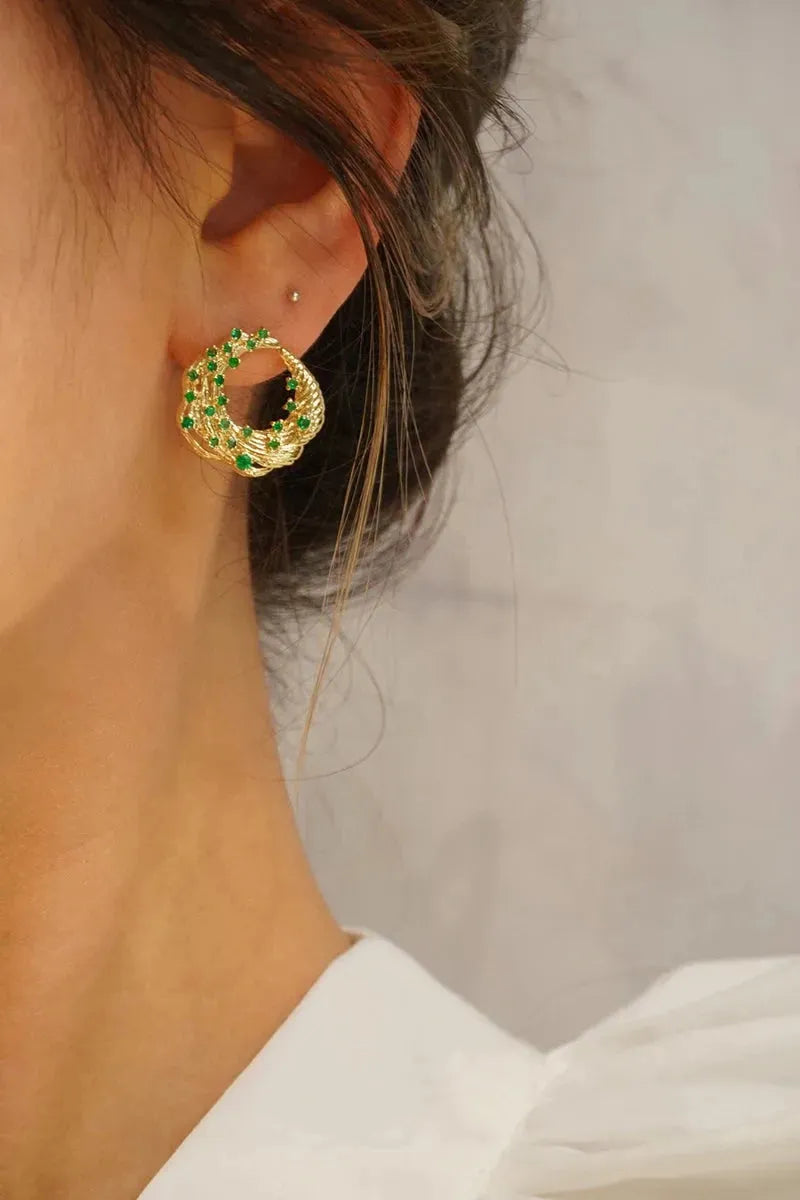 18K Yellow Gold Vintage Elegant Emerald Stud Earrings for Women - 0.68 Carat Real Natural Green Gemstone Jewelry - Perfect for Parties, Weddings & Special Occasions