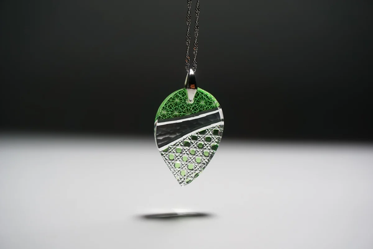 Kiriko Glass Pendant Necklace - Handcrafted Japanese Jewelry in Emerald Green | Perfect for Women's Fashion, Gift Giving & Special Occasions