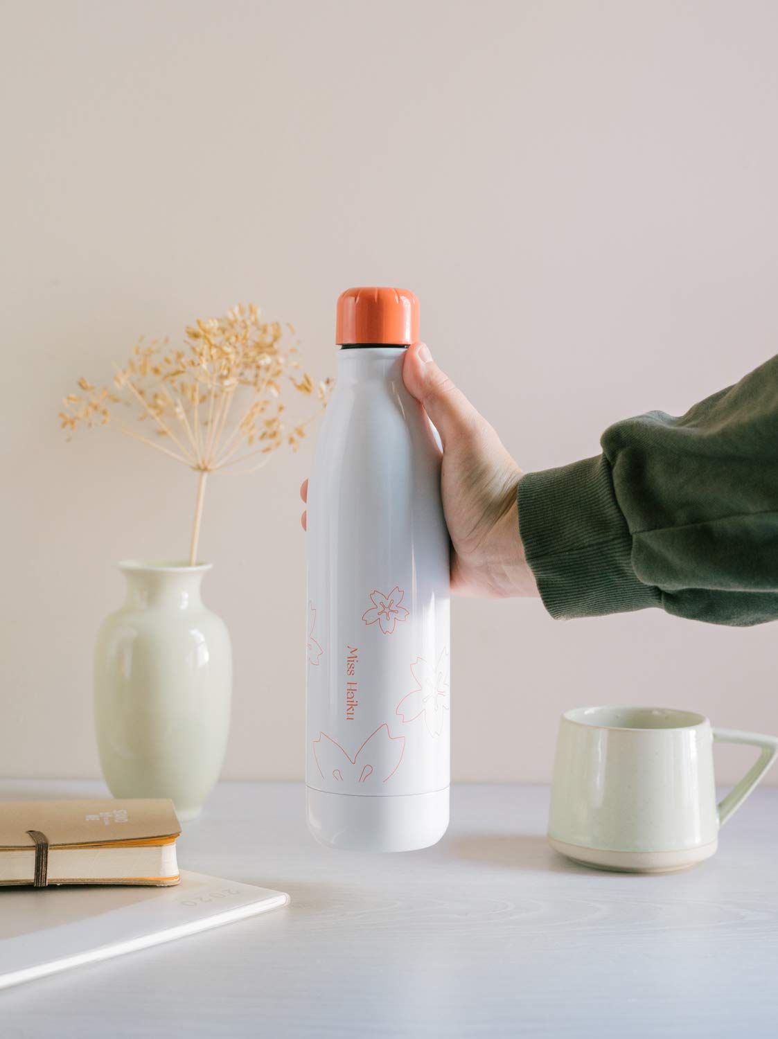 Official Miss Haiku Japanese Kawaii Water Bottle 500ml / 17OZ - Stainless Steel Vacuum Insulated Double Wall Reusable Bottle, BPA Free - Perfect for School, Gym, Travel & Outdoor Activities