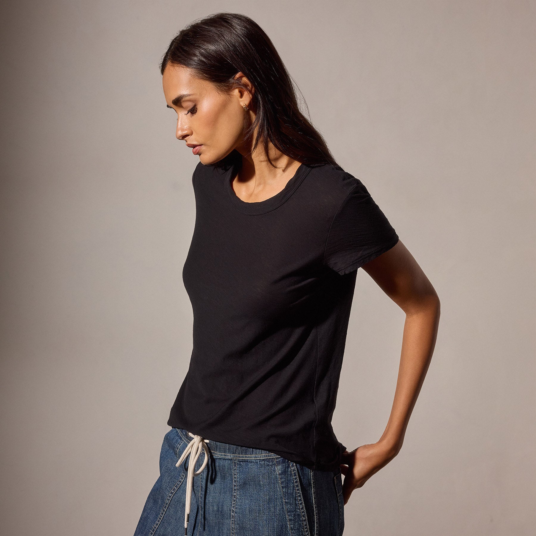 Sheer Slub Crew Neck T-Shirt for Women - Soft & Breathable Black Tee - Casual & Layering Essential for Everyday Wear
