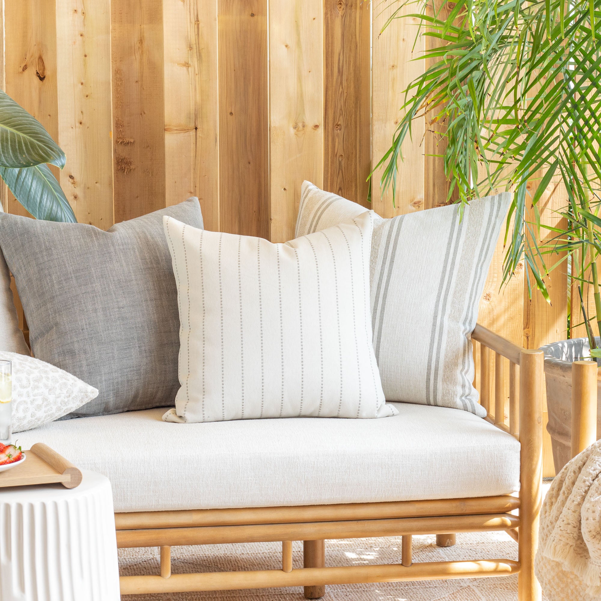 Fontana 20x20 Outdoor Pillow - Premium Linen Cover - Water Resistant & UV Protected - Perfect for Patio, Deck, Poolside & Garden Furniture