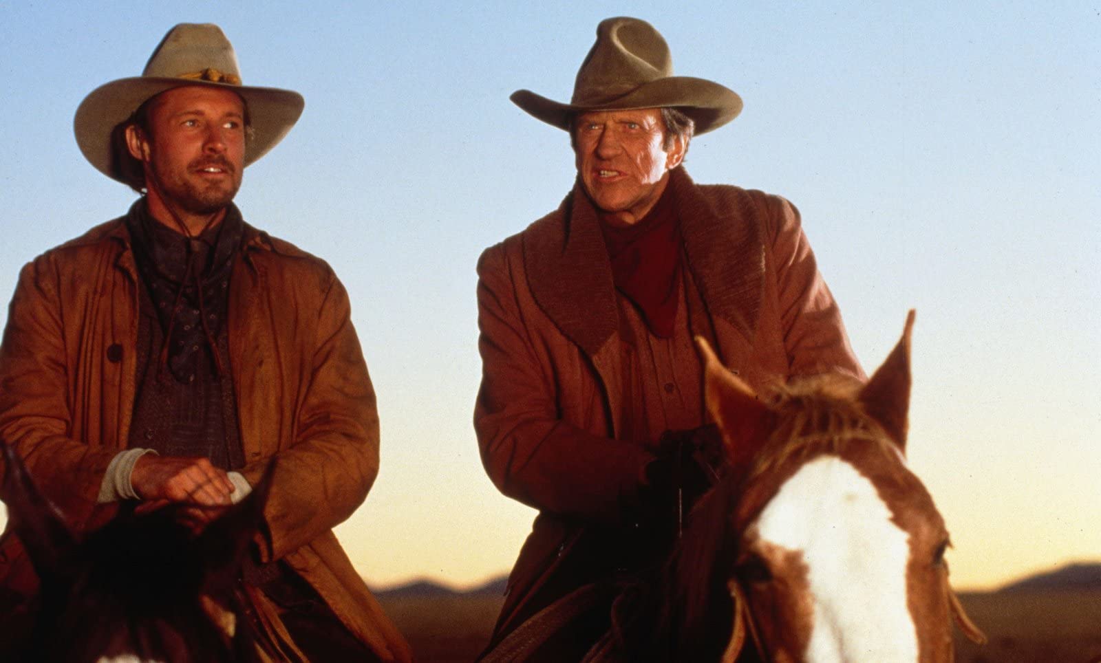Red River - Journey to Missouri DVD | Classic Western Movie | Perfect for Movie Nights & Western Film Collections