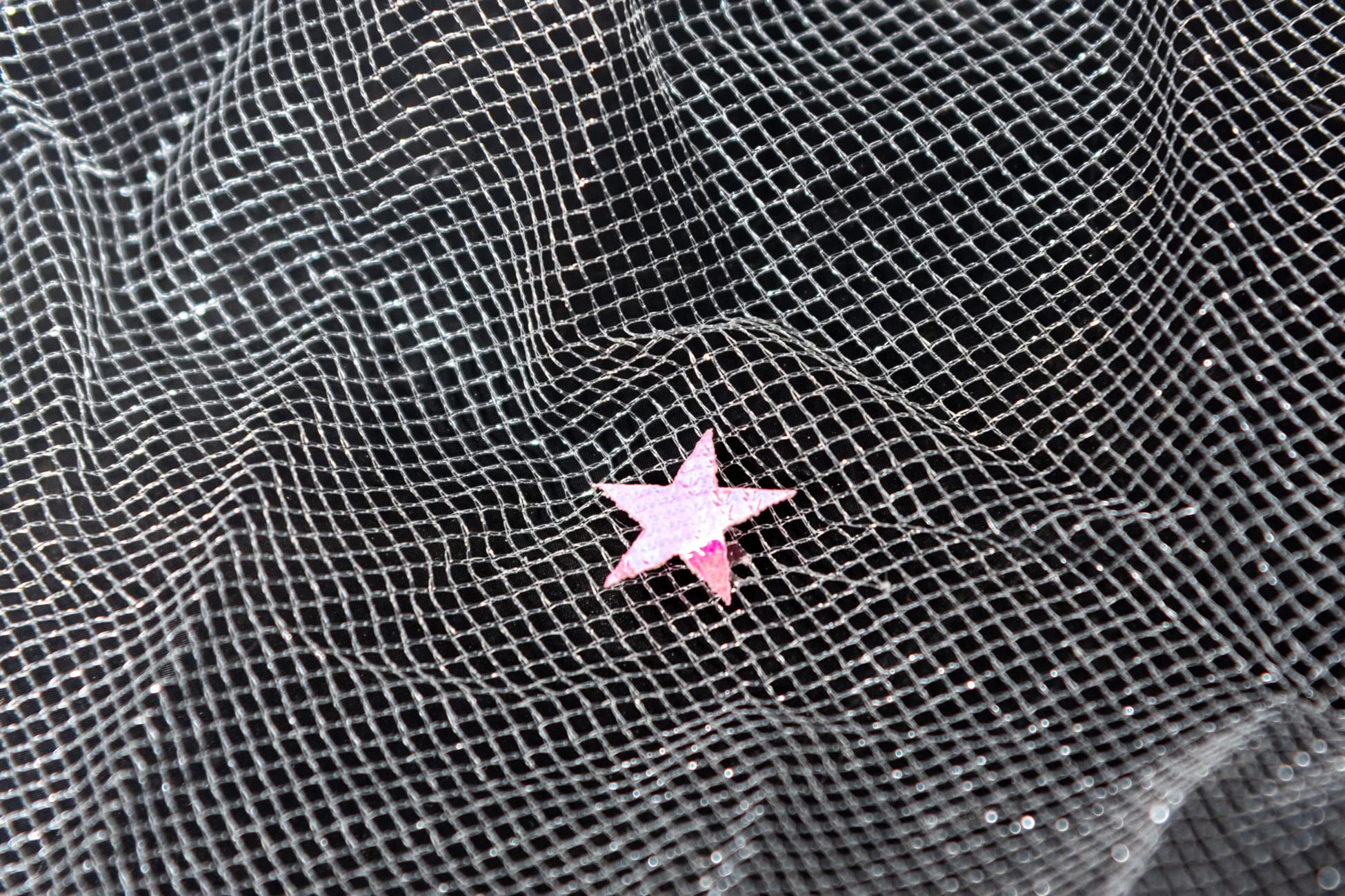 White Short Bridal Veil Comb with Stars - Wedding Veil Hair Accessory for Bride to Be, Hen Night & Bachelorette Party - Perfect for Bridal Showers, Weddings, and Special Occasions