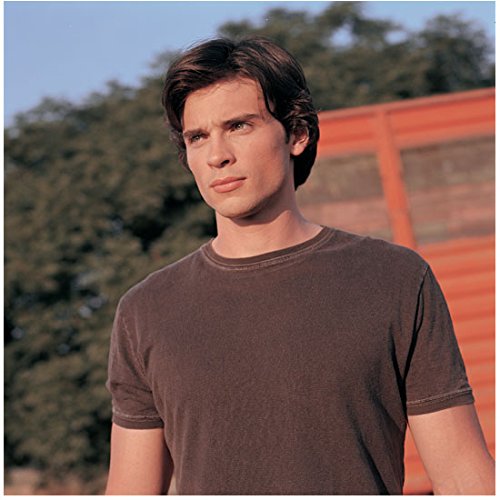 Tom Welling Brown Shirt Portrait 8x10 Inch Photo - Perfect for Collectors, Fans, and Home Decor