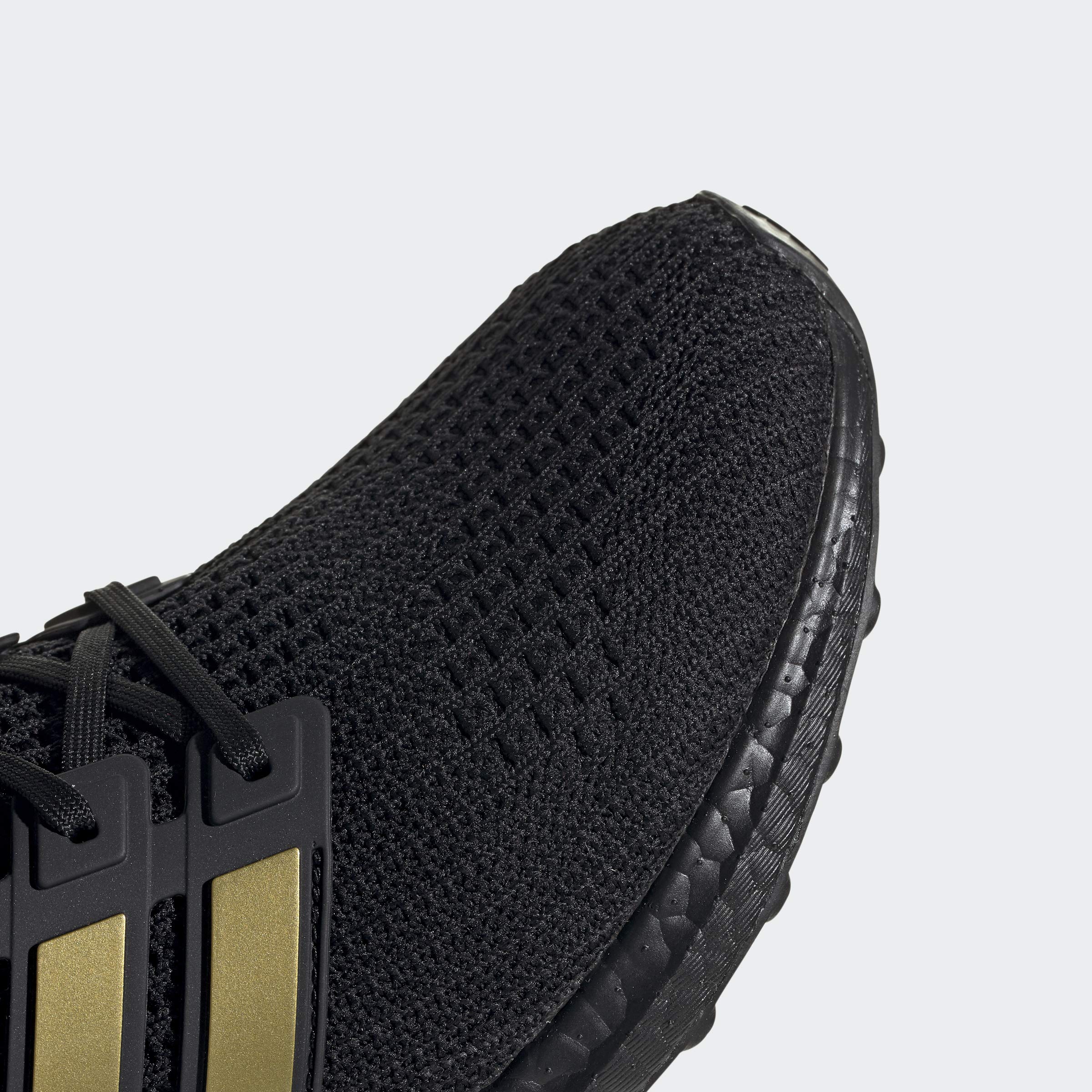 adidas Ultraboost 4.0 DNA Running Shoes for Men & Women - Lightweight Comfortable Sneakers for Jogging, Gym Workouts & Daily Walking