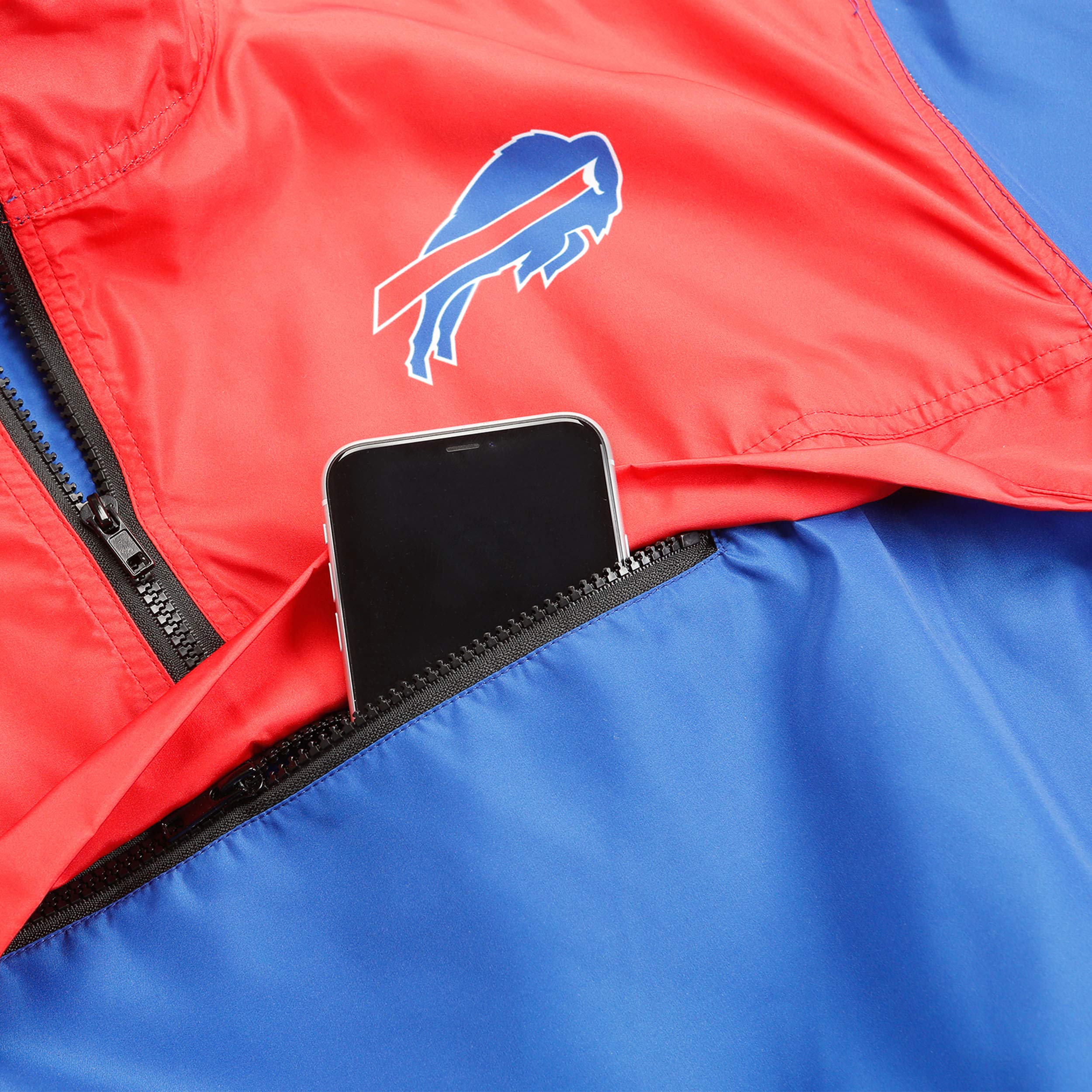 Buffalo Bills Women's Winning Play Windbreaker Jacket - Lightweight & Water-Resistant for Game Day & Outdoor Activities