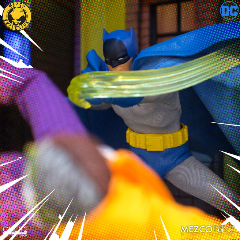 Mezco One:12 Golden Age Batman vs Two-Face Action Figure Set - Collectible DC Comics Superhero & Villain Diorama for Display & Photography