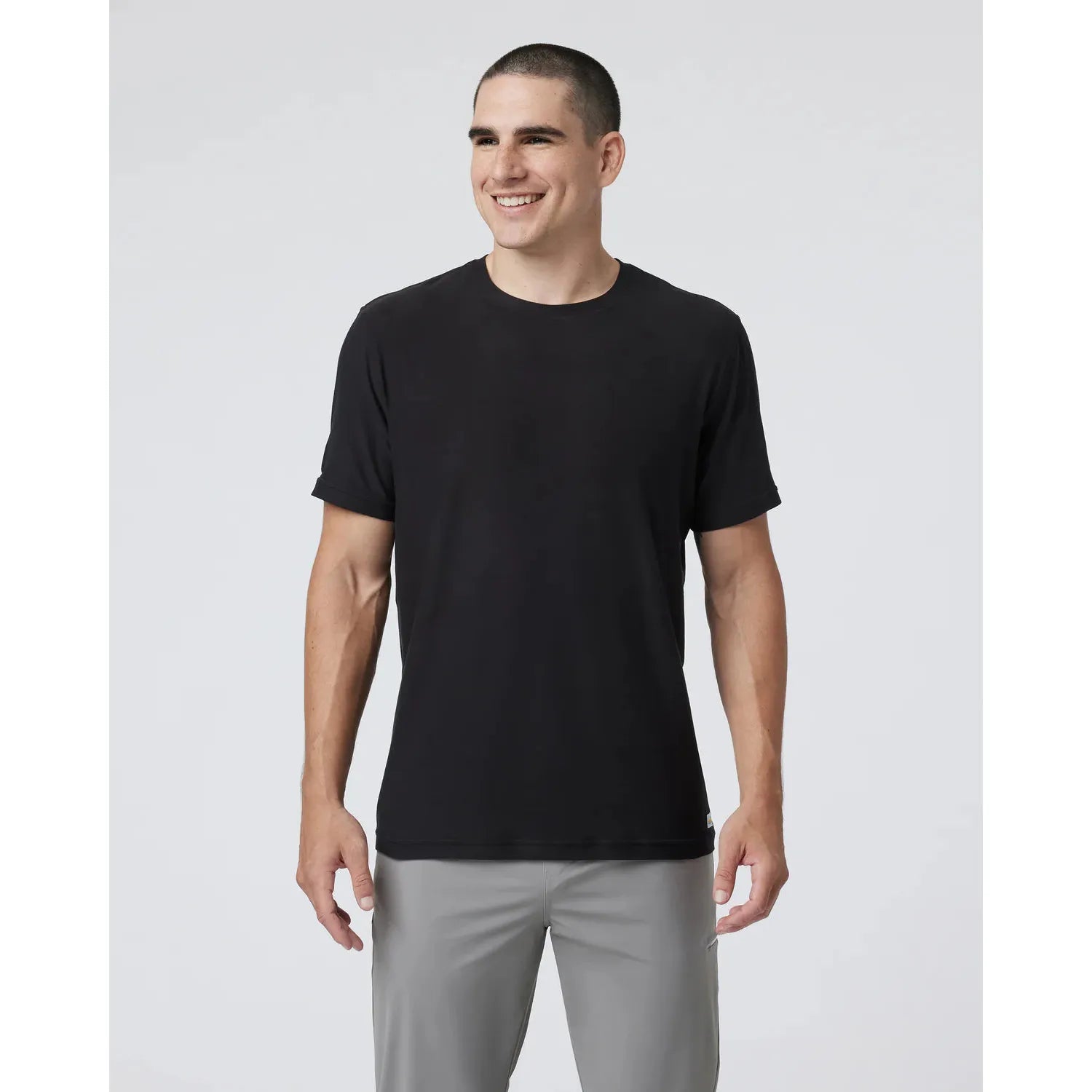 Vuori Men's Strato Tech Tee - Moisture-Wicking Performance T-Shirt for Gym & Running | Breathable Quick-Dry Activewear for Workouts & Outdoor Activities