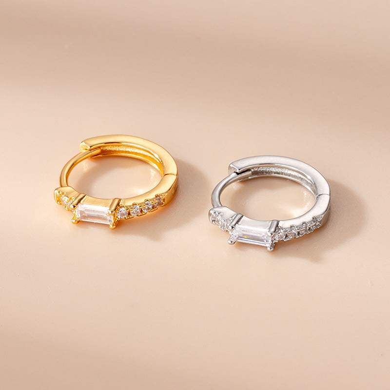 18K Gold Cross Cartilage Hoop Huggie Earrings for Women - Minimalist Religious Jewelry for Everyday Wear, Gifts, and Special Occasions