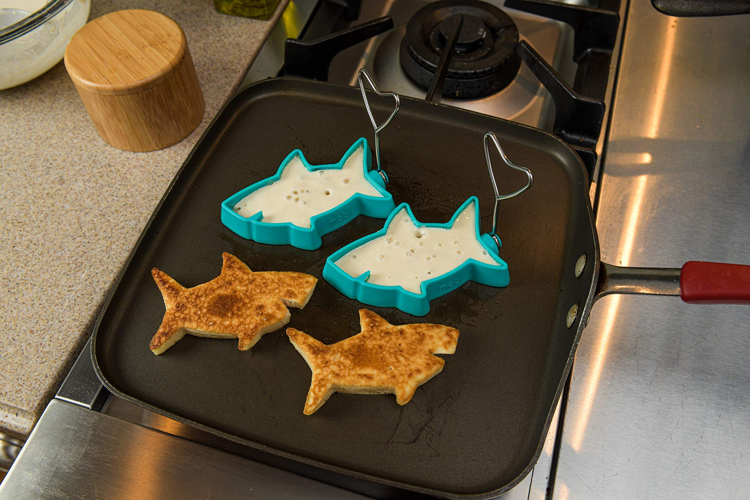 Original Shark Bites Pancake Silicone Mold - Fun Breakfast Maker for Kids, Easy to Use & Clean, Perfect for Family Breakfast, Birthday Parties & Kids Cooking Activities