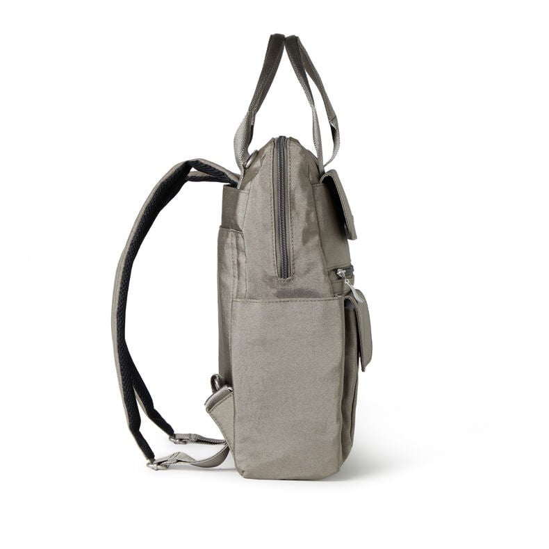 Baggallini Modern Everywhere Laptop Backpack for Women & Men - Lightweight Water-Resistant 15.6 Inch Laptop Bag with USB Charging Port - Perfect for Work, Travel & School