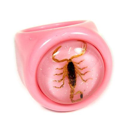 Authentic Gold Scorpion Ring for Men & Women - Gothic Jewelry for Halloween, Cosplay, and Unique Fashion Statement