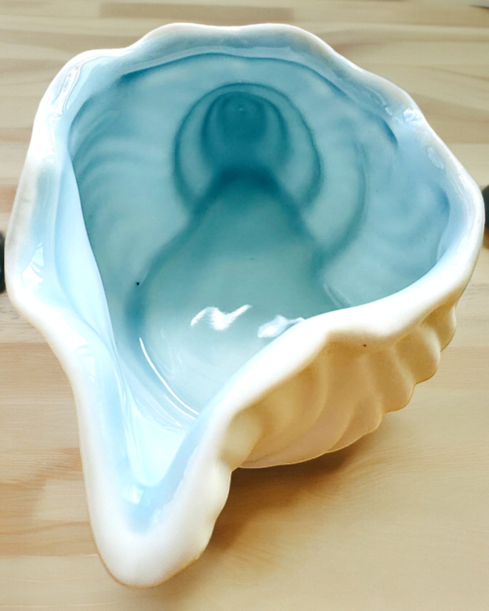 Handcrafted Ceramic Sea Shell Bowl - Personalized Engraved Gift for Home Decor, Dining & Special Occasions