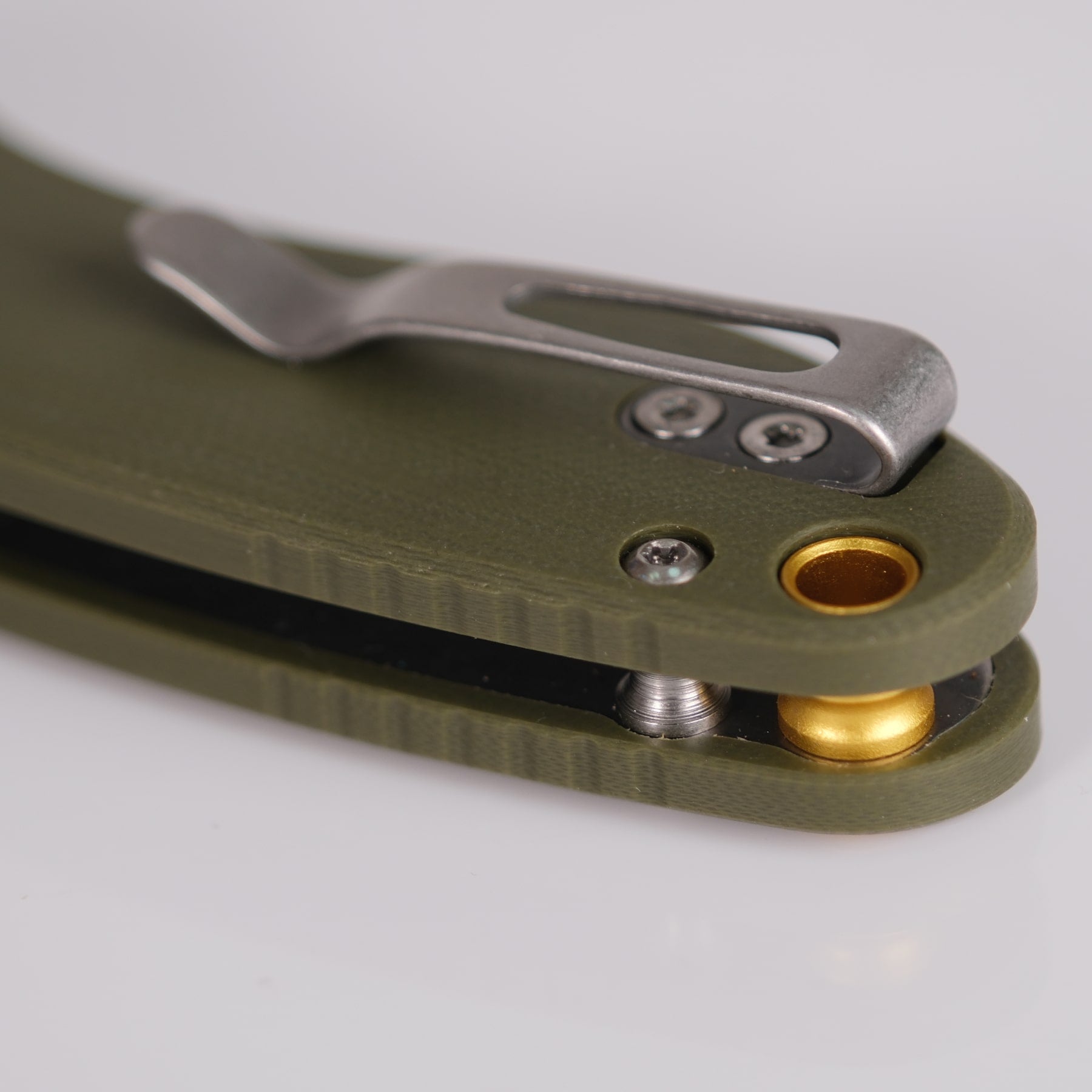 Mini Acorn Liner Lock Pocket Knife - 2.46