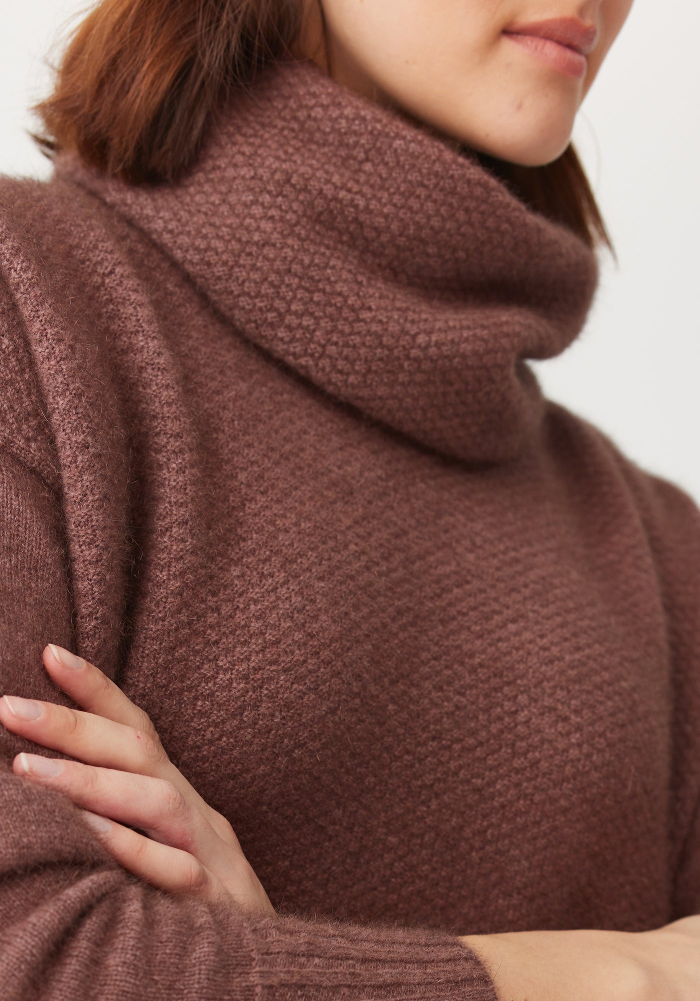 Stylish Moss Snood Scarf 0423 - Soft & Warm Winter Accessory for Women & Men - Perfect for Outdoor Activities & Casual Wear