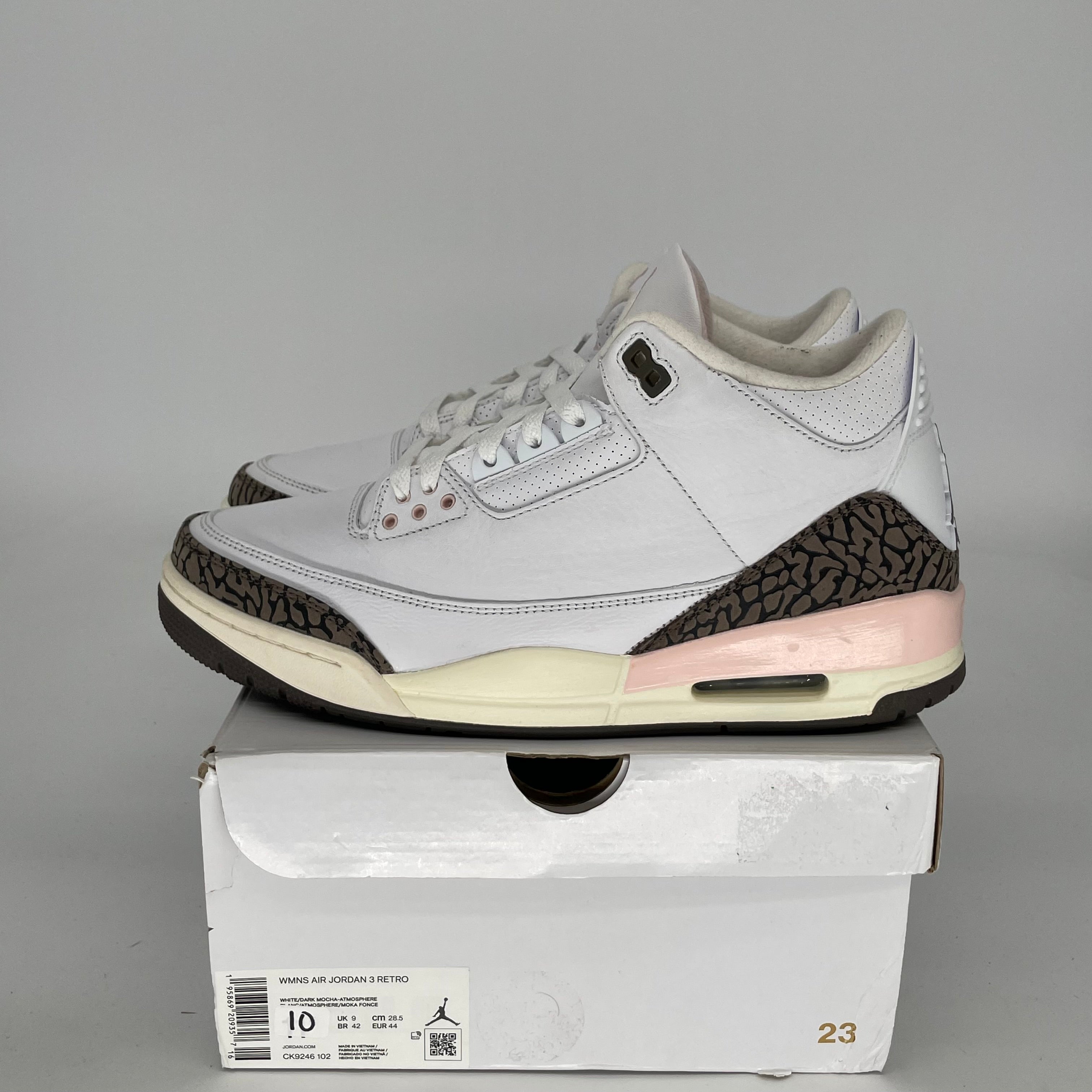 AIR JORDAN 3 NEAPOLITAN Women's Sneakers Size 10/11.5W - Style CK9246-102 | Basketball Shoes for Women, Casual Wear & Street Fashion
