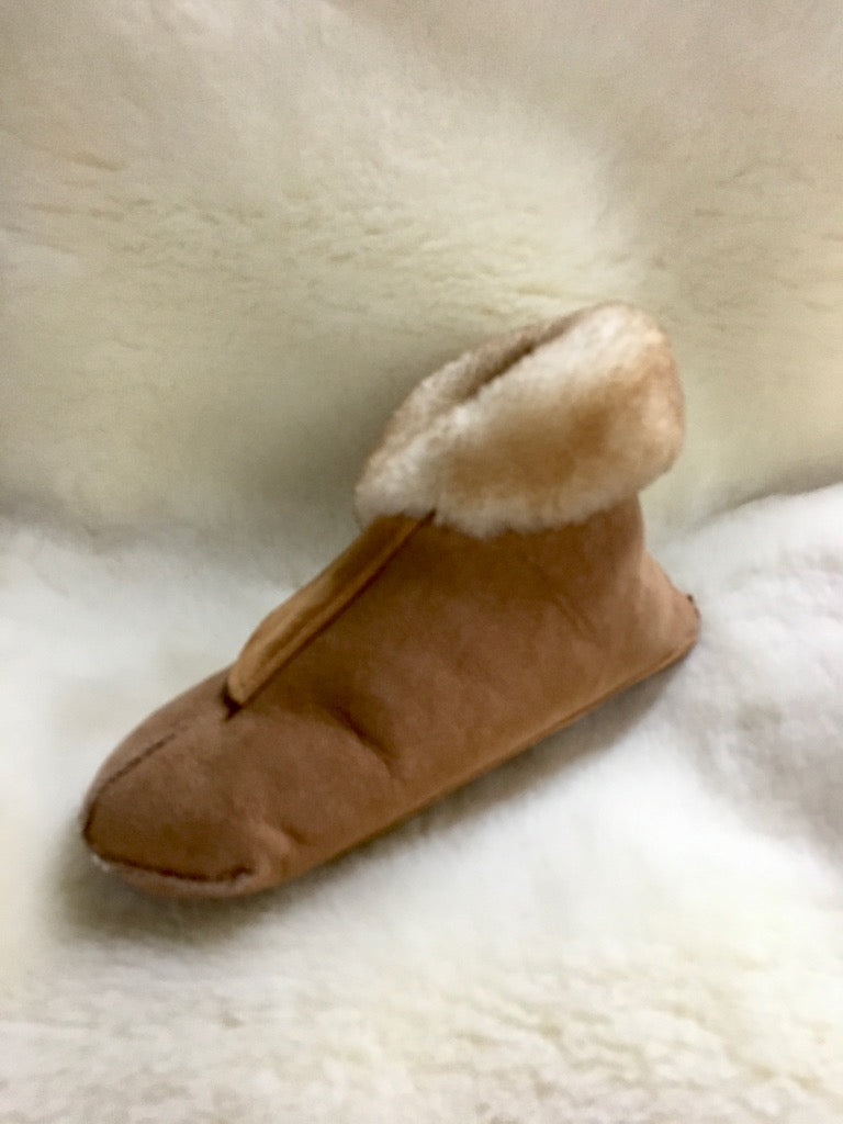 Sheepskin Health Healing Boots for Men & Women - Comfortable Therapeutic Footwear for Pain Relief & Circulation - Perfect for Home, Office & Post-Surgery Recovery