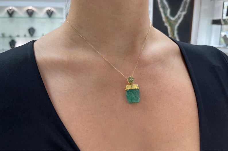 14K Gold Raw Hand Carved Emerald Crystal Pendant Necklace - 24tcw May Birthstone Jewelry for Women, Gift for Mom, Birthday, Anniversary & Special Occasions