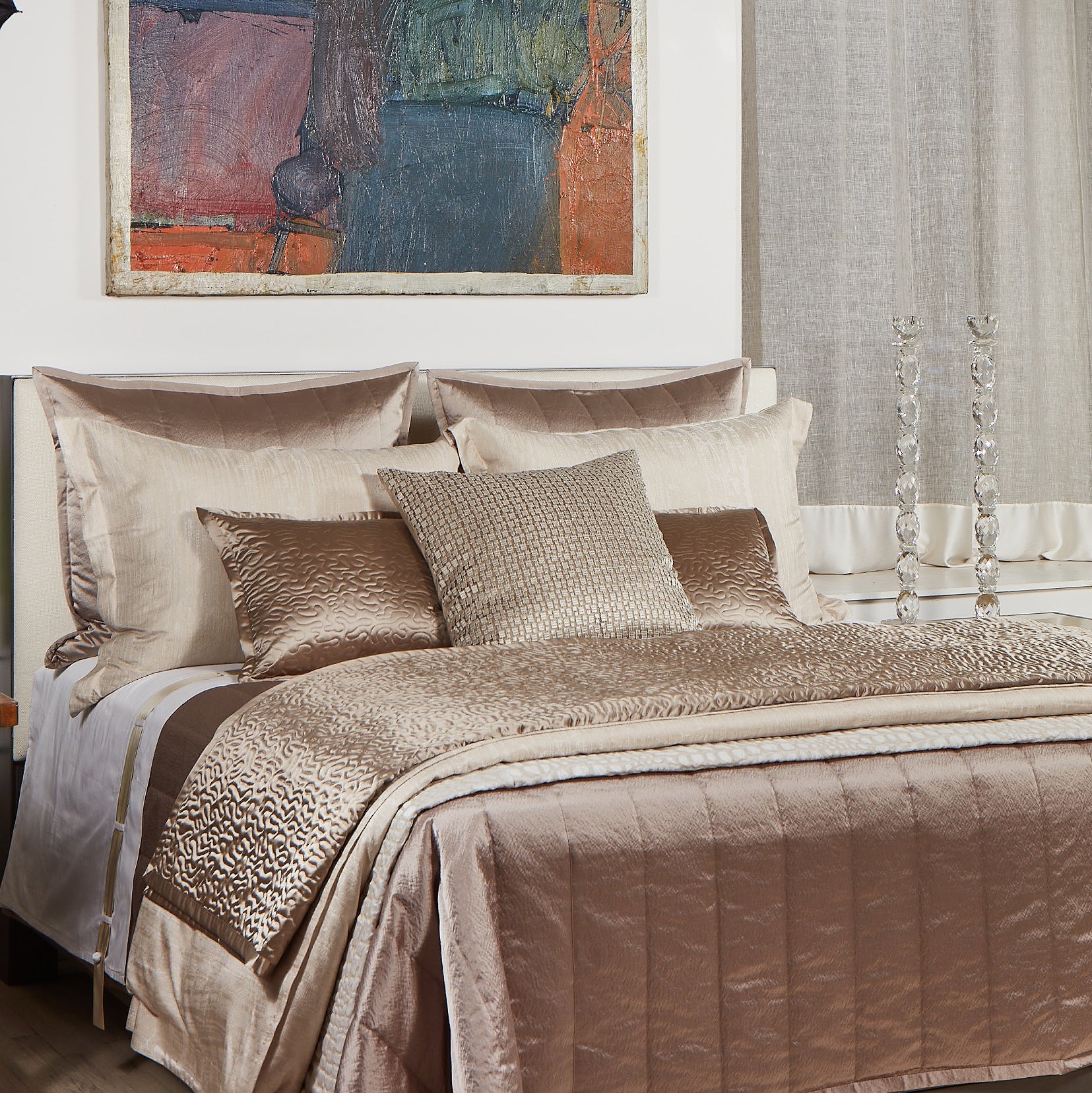 Hammered Quilted Coverlet - Luxury Bedspread for Queen/King Size Beds - Perfect for Cozy Bedrooms & Guest Rooms