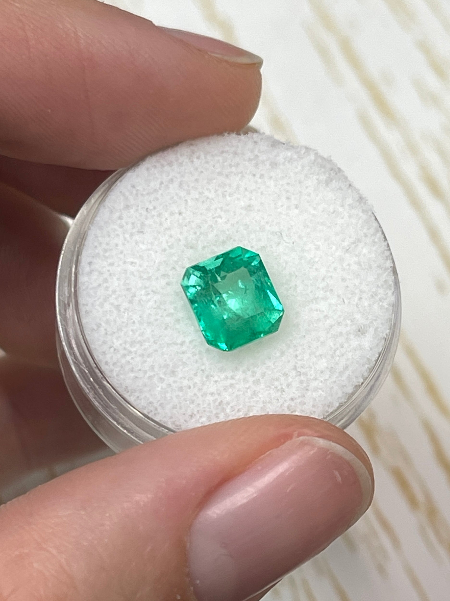 2.14 Carat Chunky Emerald Cut Natural Colombian Emerald Gemstone - Apple Green Color for Jewelry Making, Engagement Rings & Luxury Gifts