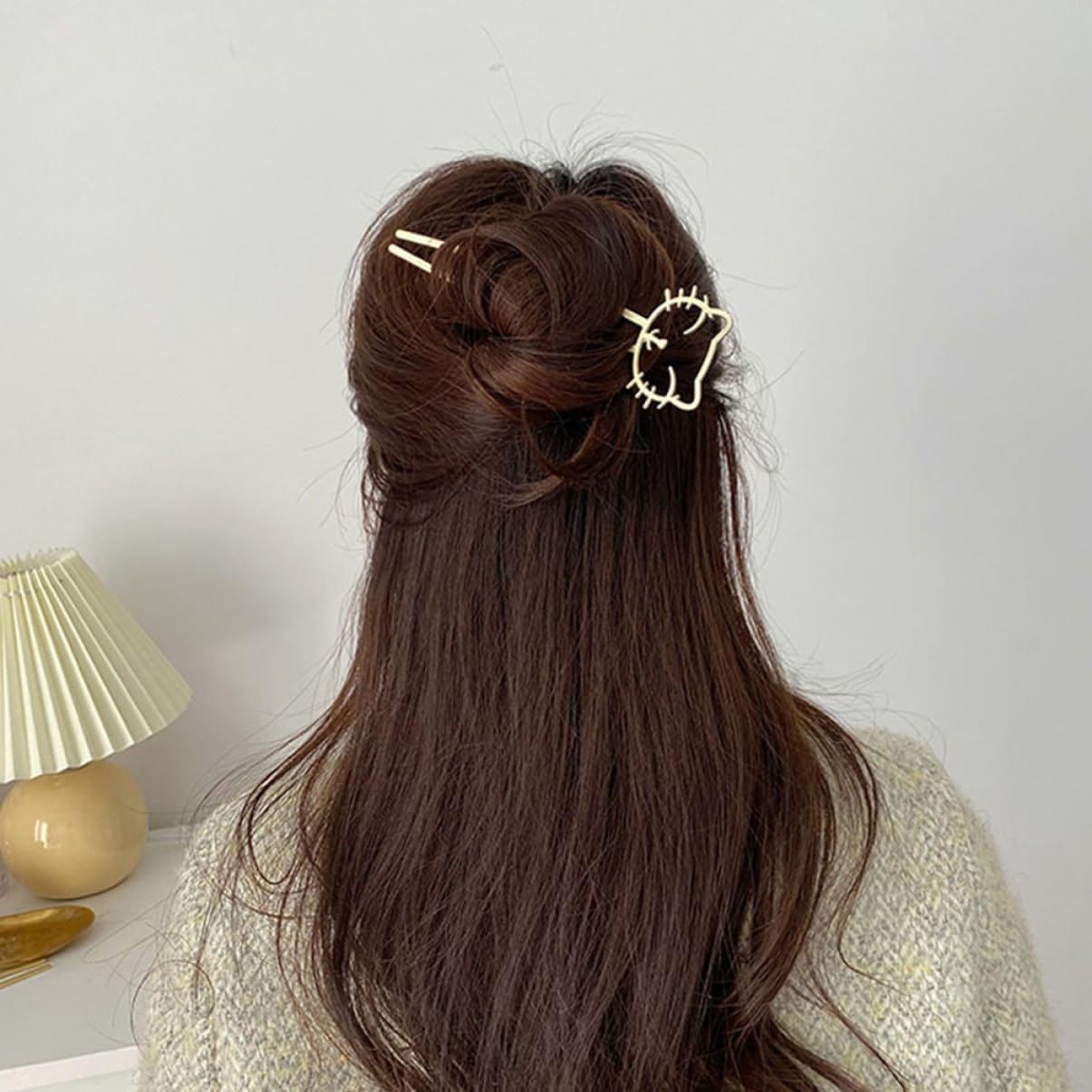 Elegant Metal Hair Stick for Women - Lightweight Cat Hair Chopsticks for Buns & Updos