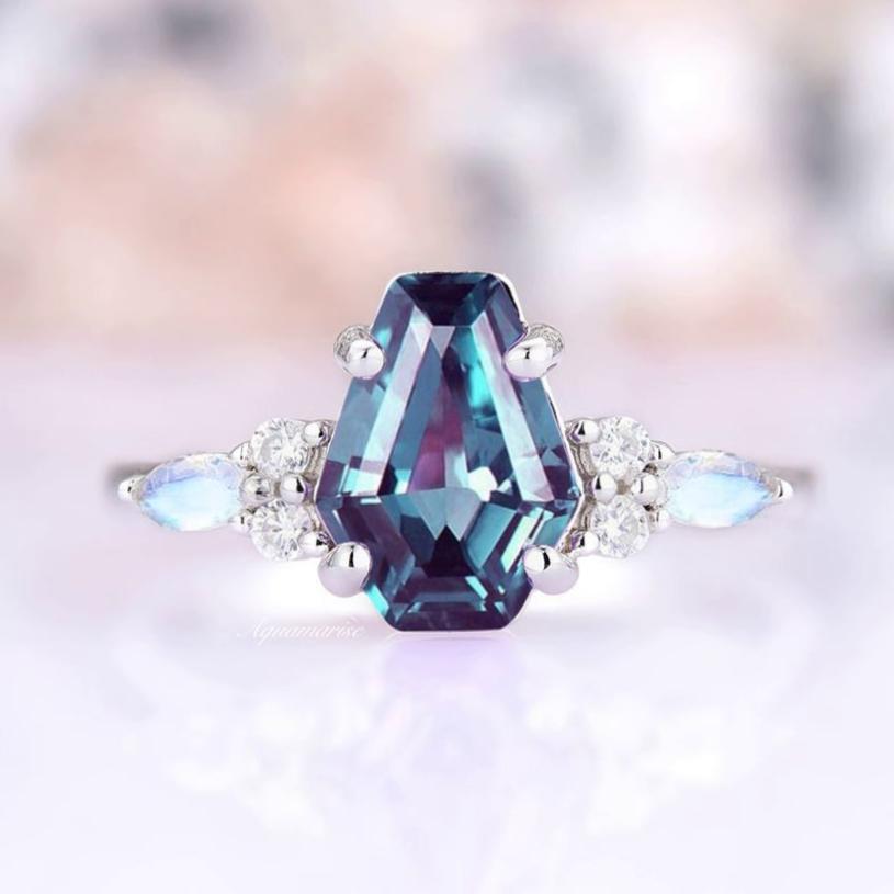 925 Sterling Silver Coffin Cut Alexandrite & Moonstone Ring for Women - Elegant Gothic Jewelry for Weddings, Parties & Night Out