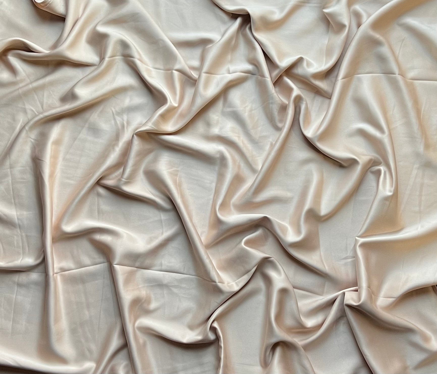 Classic Satin Pillowcase Cream - Soft & Smooth 100% Mulberry Silk Pillow Cover for Hair & Skin Care - Perfect for Bedroom, Travel & Luxury Gift