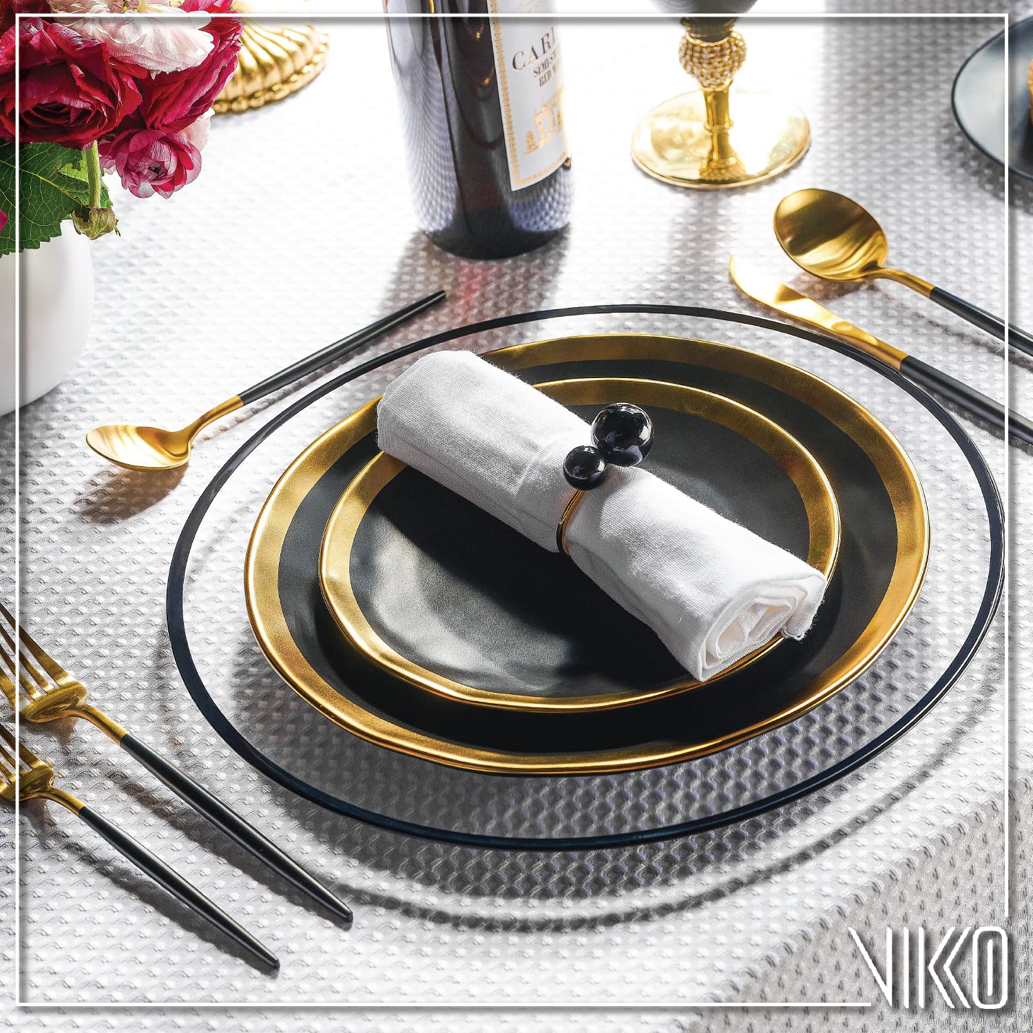 Vikko Decor Modern Silverware Set - Matte Black & Gold 18/10 Stainless Steel Flatware - 20-Piece Cutlery Set for 4 - Elegant Two-Toned Long Handled Dining Utensils - Perfect for Fine Dining, Dinner Parties & Upscale Restaurants