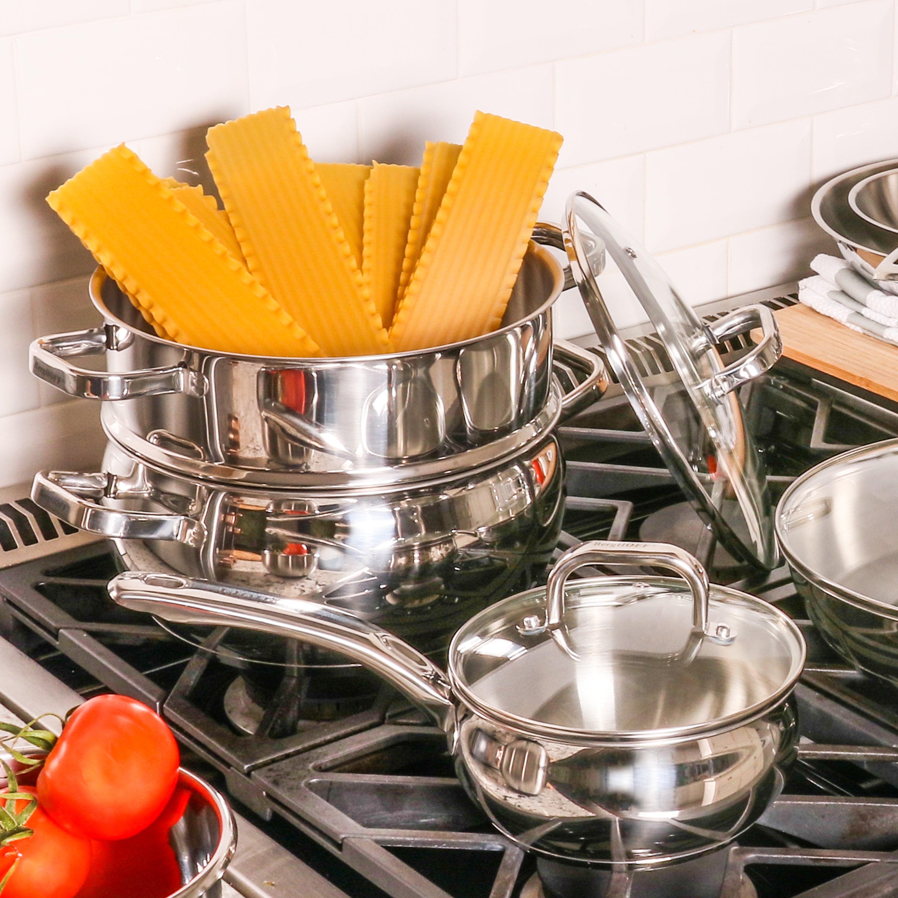 BergHOFF Belly Shape 3-Piece 18/10 Stainless Steel Steamer Set with Glass Lid - Perfect for Healthy Cooking, Meal Prep & Vegetables - Ideal for Stovetop, Induction & Gas Cooktops