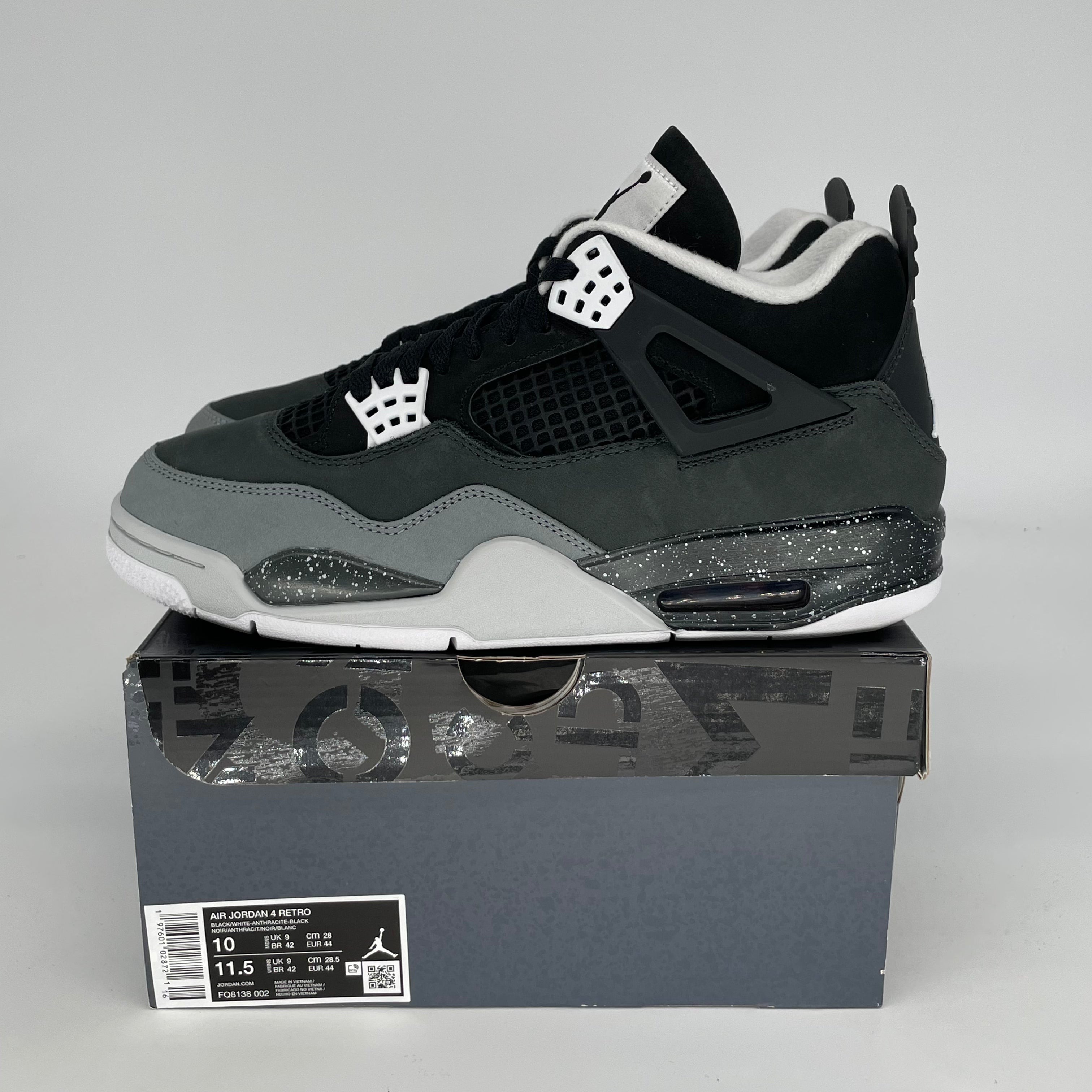 Original: AIR JORDAN 4 FEAR SIZE 10/11.5W FQ8138 002   Optimized: Air Jordan 4 Retro Fear Men's Basketball Shoes Size 10/11.5W Black/White FQ8138-002 - Perfect for Streetwear, Sneaker Collecting & Casual Wear