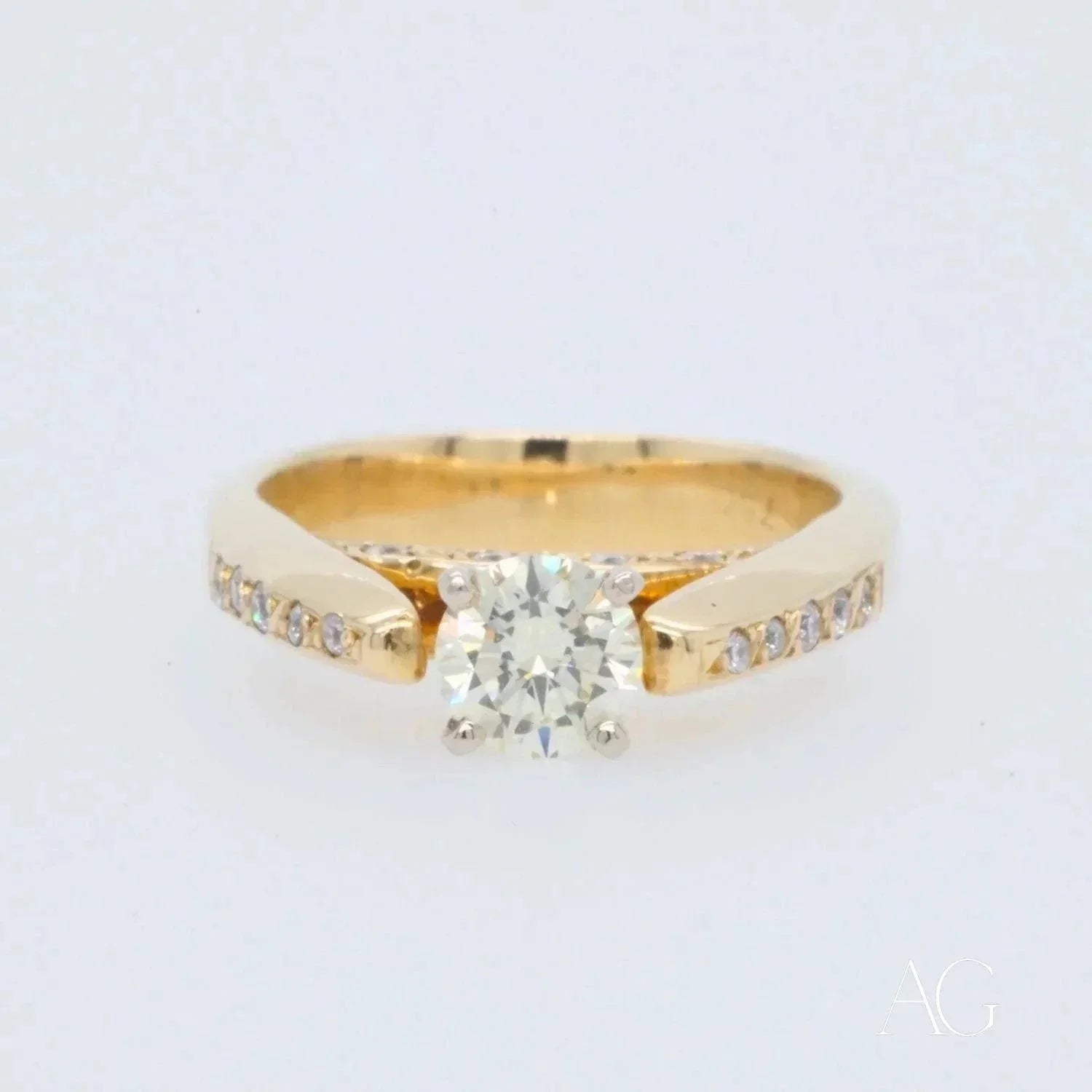 18k Gold Diamond Engagement Ring for Women - Timeless Elegance & Eternal Love - Perfect for Proposals, Anniversaries & Romantic Occasions