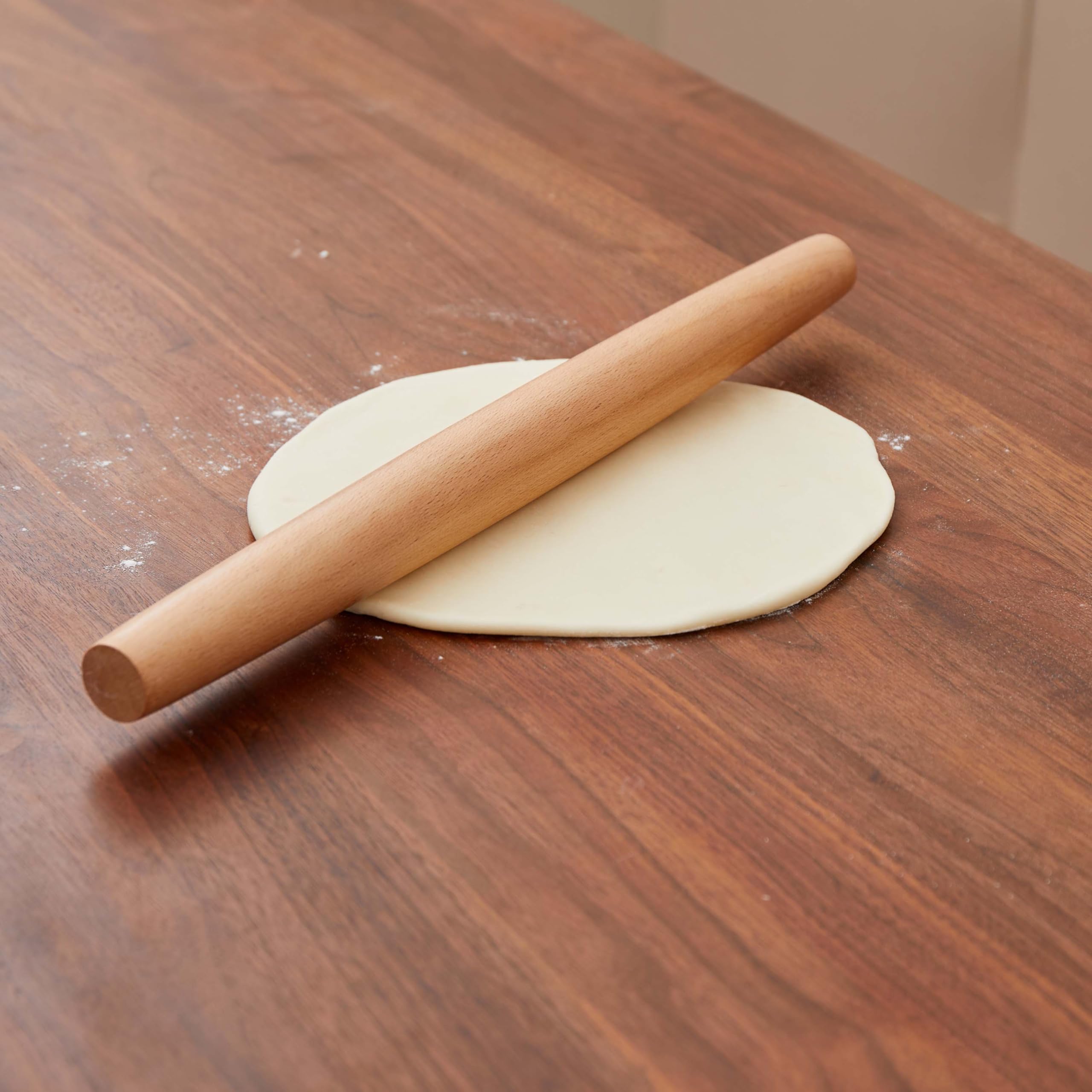 Fulimax 16 Inch Classic Wooden Rolling Pin for Baking - Premium Beechwood French Rolling Pin for Dough, Pizza Crust, Cookies, Pastry & Pasta - Essential Kitchen Baking Tool for Home Bakers & Professional Chefs