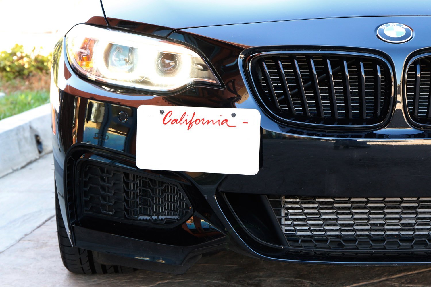BMW 2 3 4 7 Series Front Bumper Tow Hook License Plate Bracket Mount Holder - Universal Fit for BMW 2 Series, 3 Series, 4 Series & 7 Series - Perfect for Car Enthusiasts & Street Legal Compliance
