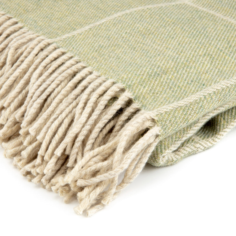 Premium Inchyra Scottish Wool Throw Blanket - Soft & Warm Sage Green Plaid - Cozy Home Decor for Sofa, Bed & Winter Nights