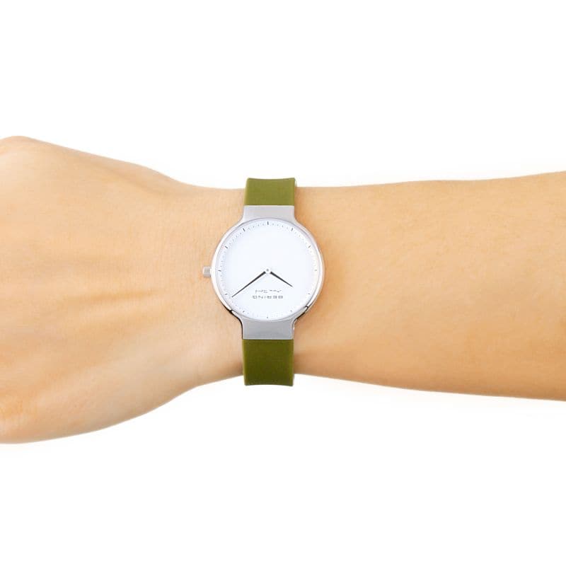 BERING 15531 800 MAX Women's Watch - Polished Silver Case & Green Rubber Strap - Elegant & Durable for Everyday Wear, Sports & Outdoor Activities