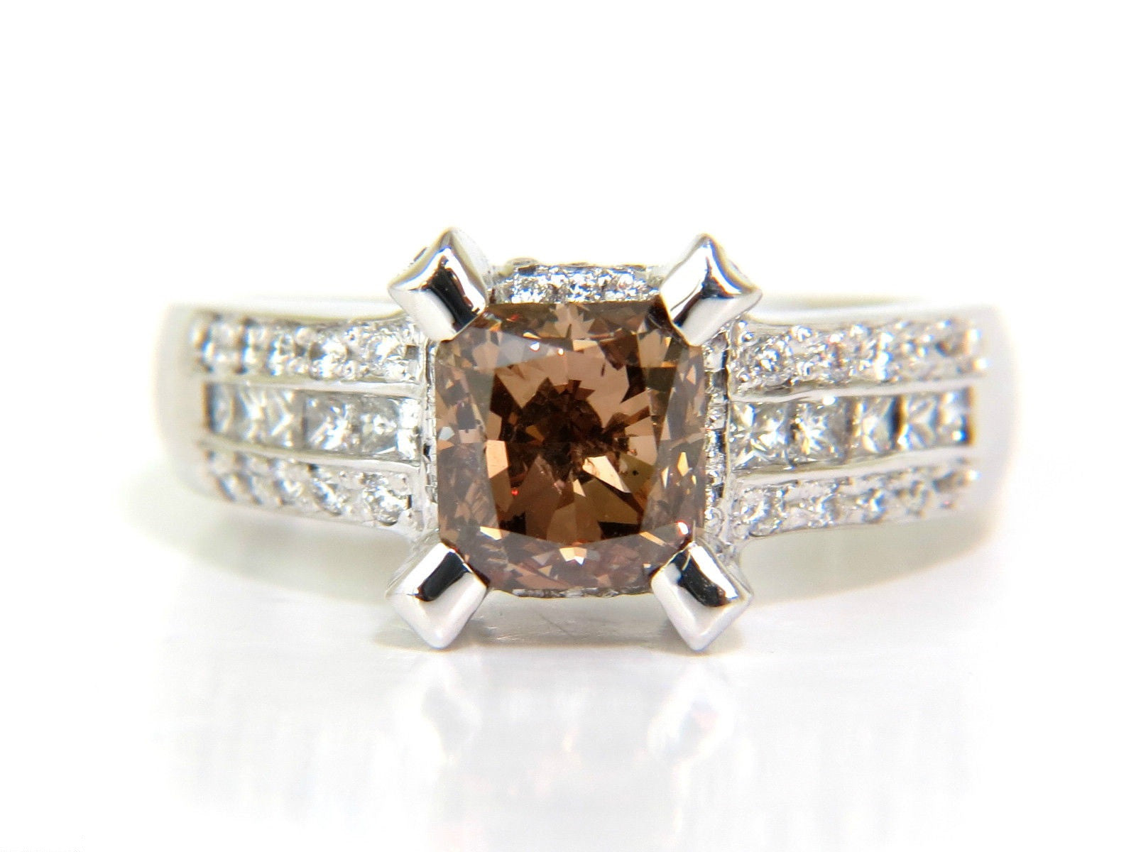 2.76CT GIA Certified Natural Fancy Orange Brown Diamond Ring - 14KT Gold G/VS Clarity - Elegant Jewelry for Weddings, Anniversaries & Special Occasions
