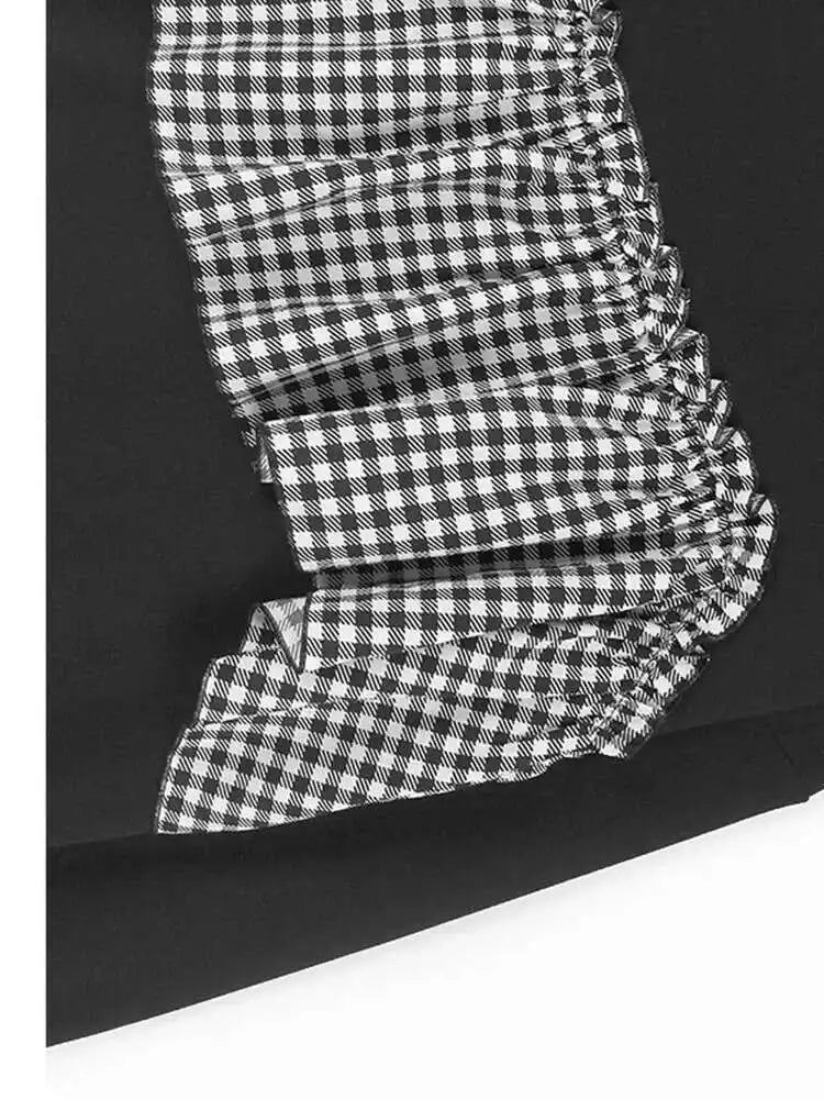 Black Plaid Ruffles Casual Sweatshirt for Women - Round Neck Long Sleeve Oversized Fashion Top - Spring & Autumn 2025 Trendy Loose Fit Blouse (Style 1DH7621) - Perfect for Casual Outings, Coffee Dates and Weekend Errands