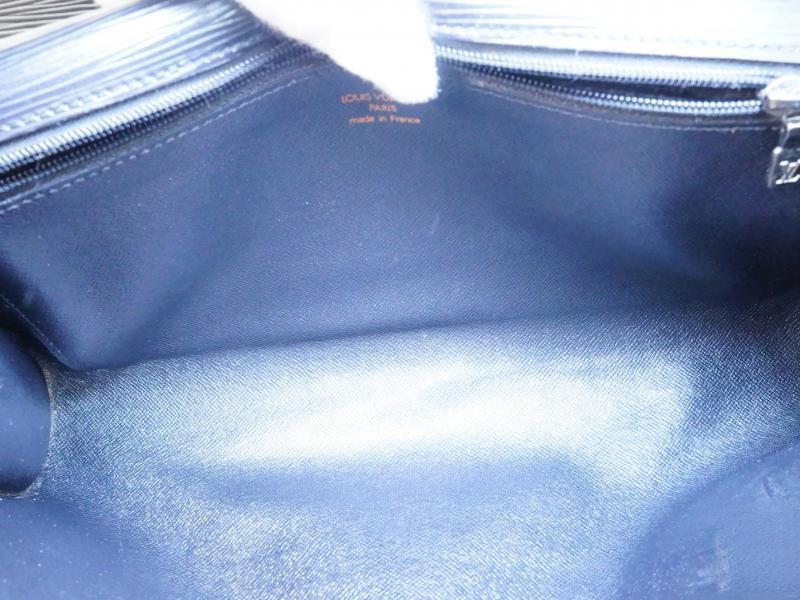 Authentic Pre-Owned Louis Vuitton Epi Black Pochette Chaillot GM Clutch Bag M52532 - Luxury Vintage Handbag for Women, Perfect for Evening Parties & Special Occasions