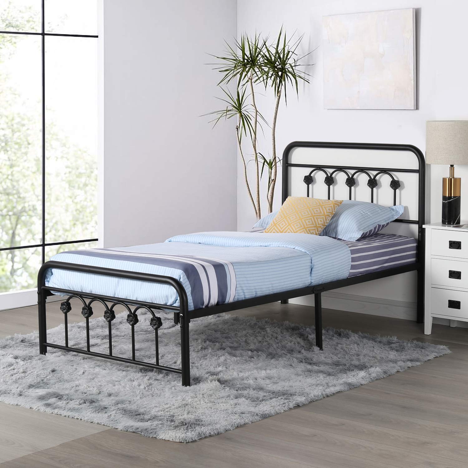 VECELO Twin Size Victorian Style Metal Bed Frame with Headboard - Classic Dark Black Platform Bed with Footboard & Under Bed Storage - No Box Spring Needed - Perfect for Guest Rooms, Kids Rooms & Small Spaces