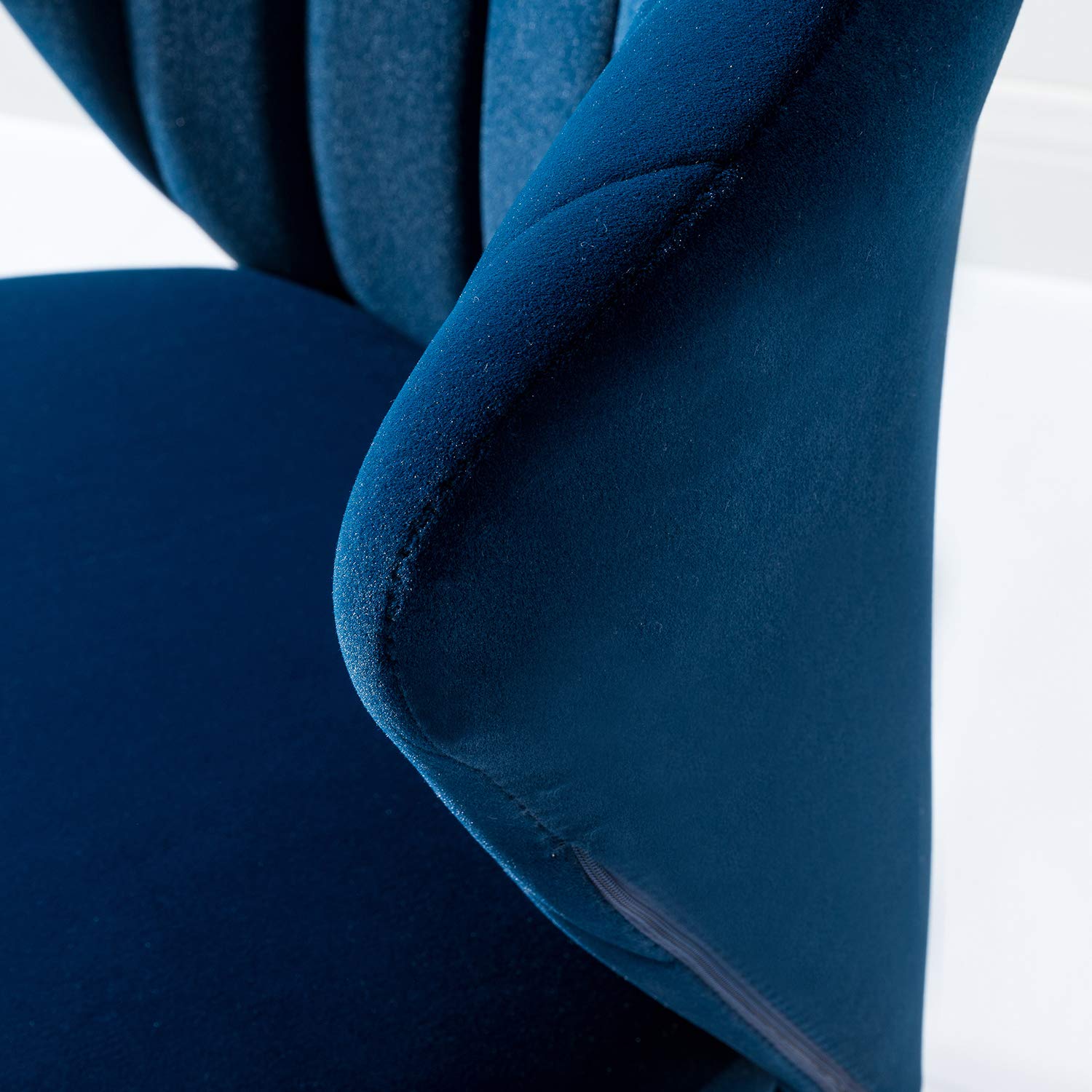 Modern Velvet Dining Chair with Golden Metal Legs - Navy Blue Tufted Accent Chair for Living Room, Kitchen, Bedroom & Beauty Salon - Comfortable Small Upholstered Side Chair for Home & Office Use