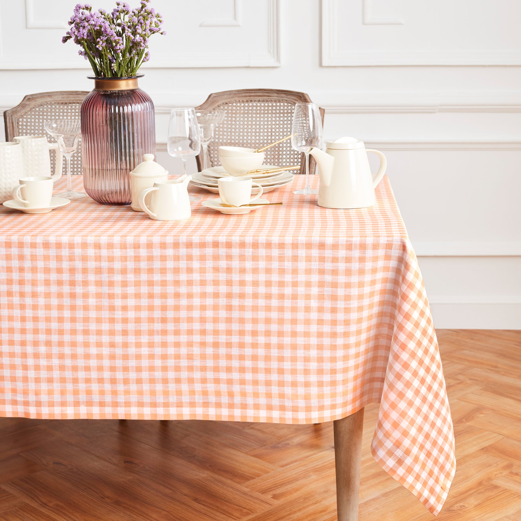 Stylish Red and White Checkered Gingham Tablecloth - Perfect for Picnics, BBQs, and Outdoor Dining