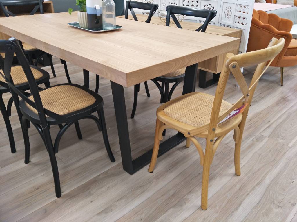 Aeris Large Rectangular Solid Wood Dining Table for 6-8 People - Perfect for Family Gatherings & Dinner Parties