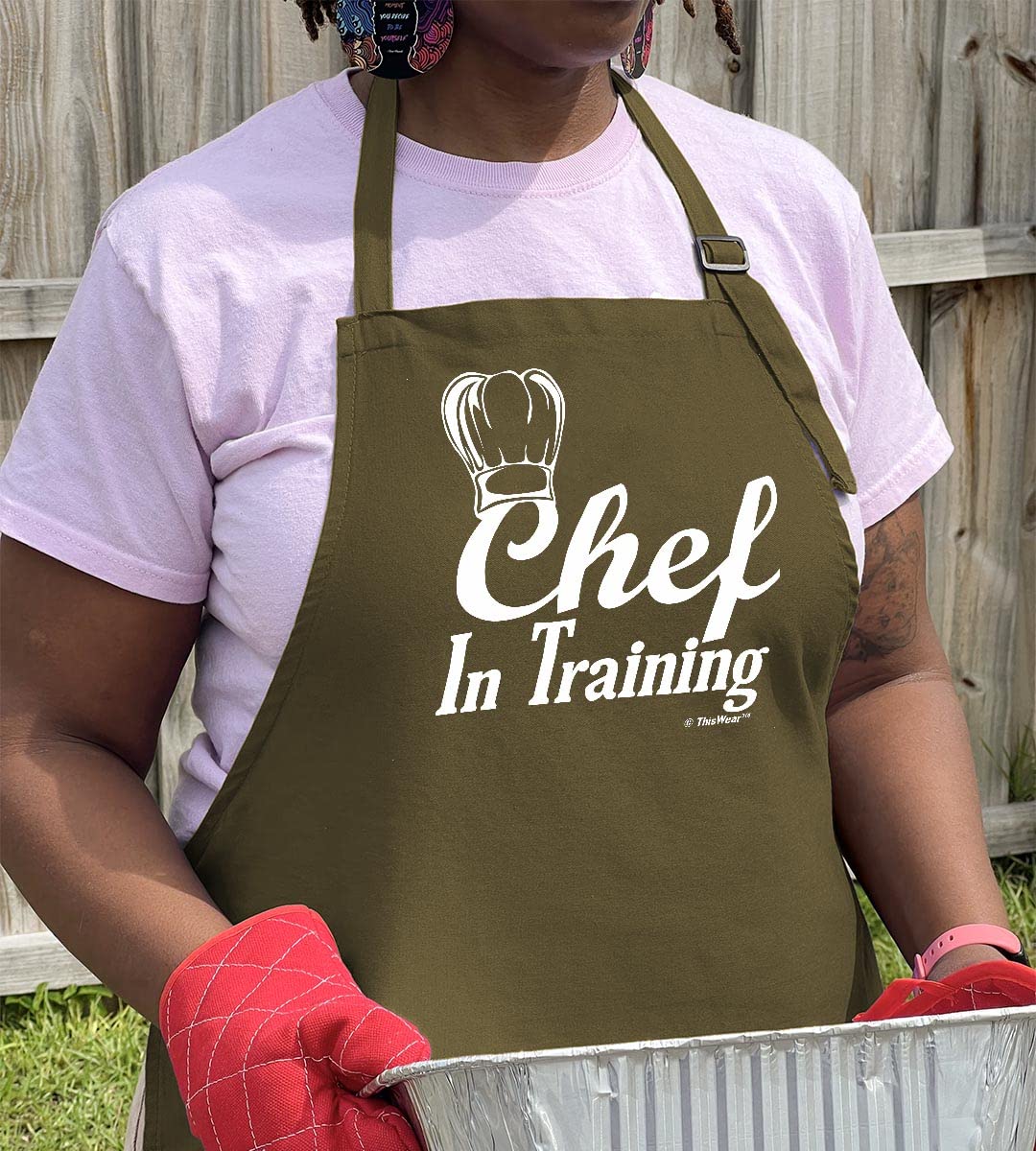 ThisWear Funny 'Chef in Training' Kitchen Apron with Two Pockets - Perfect for Cooking Classes, BBQ Parties & Home Chef Gifts