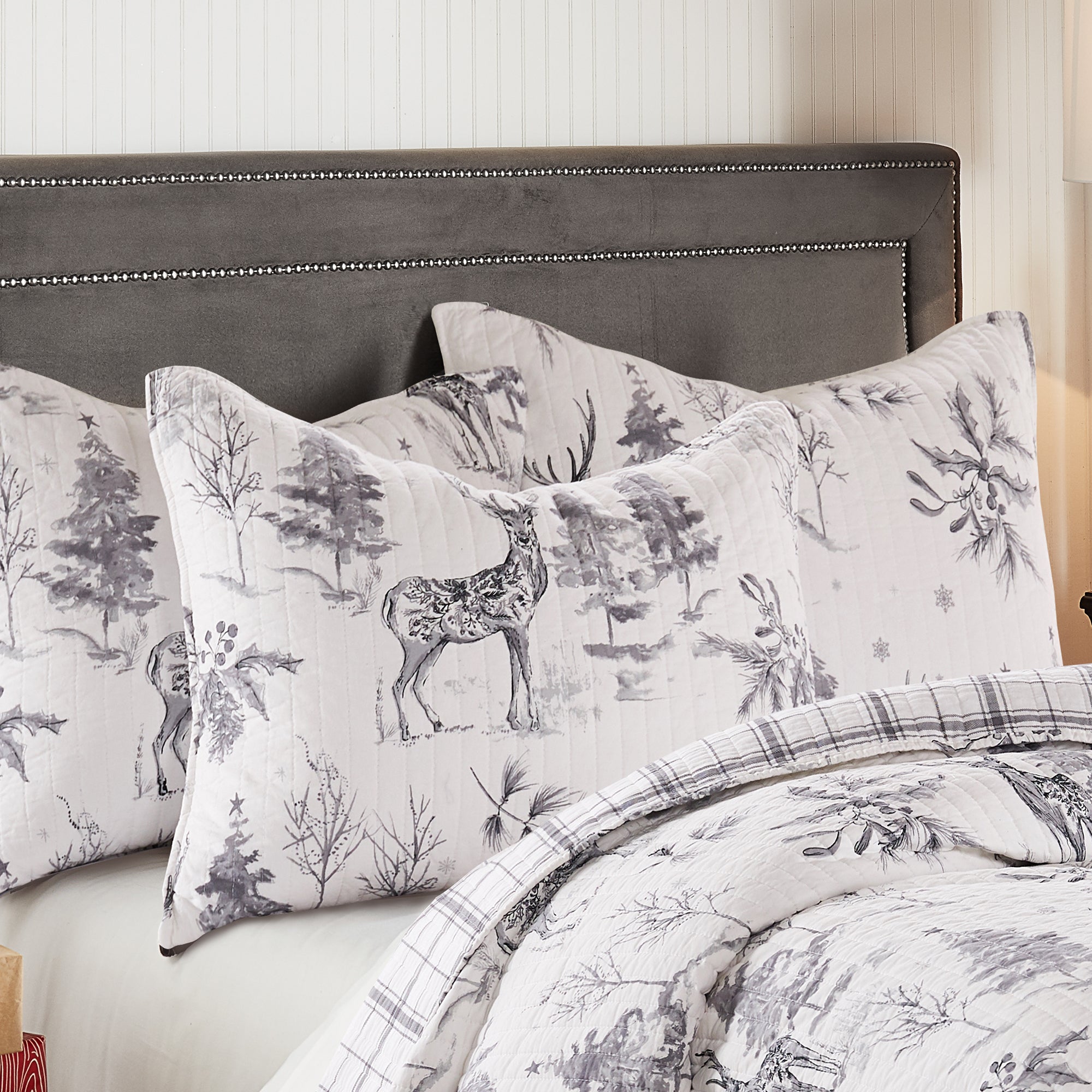 Grey Quilted Sleigh Bells Throw Blanket - Soft Cozy Winter Bedding for Couch, Sofa & Home Decor