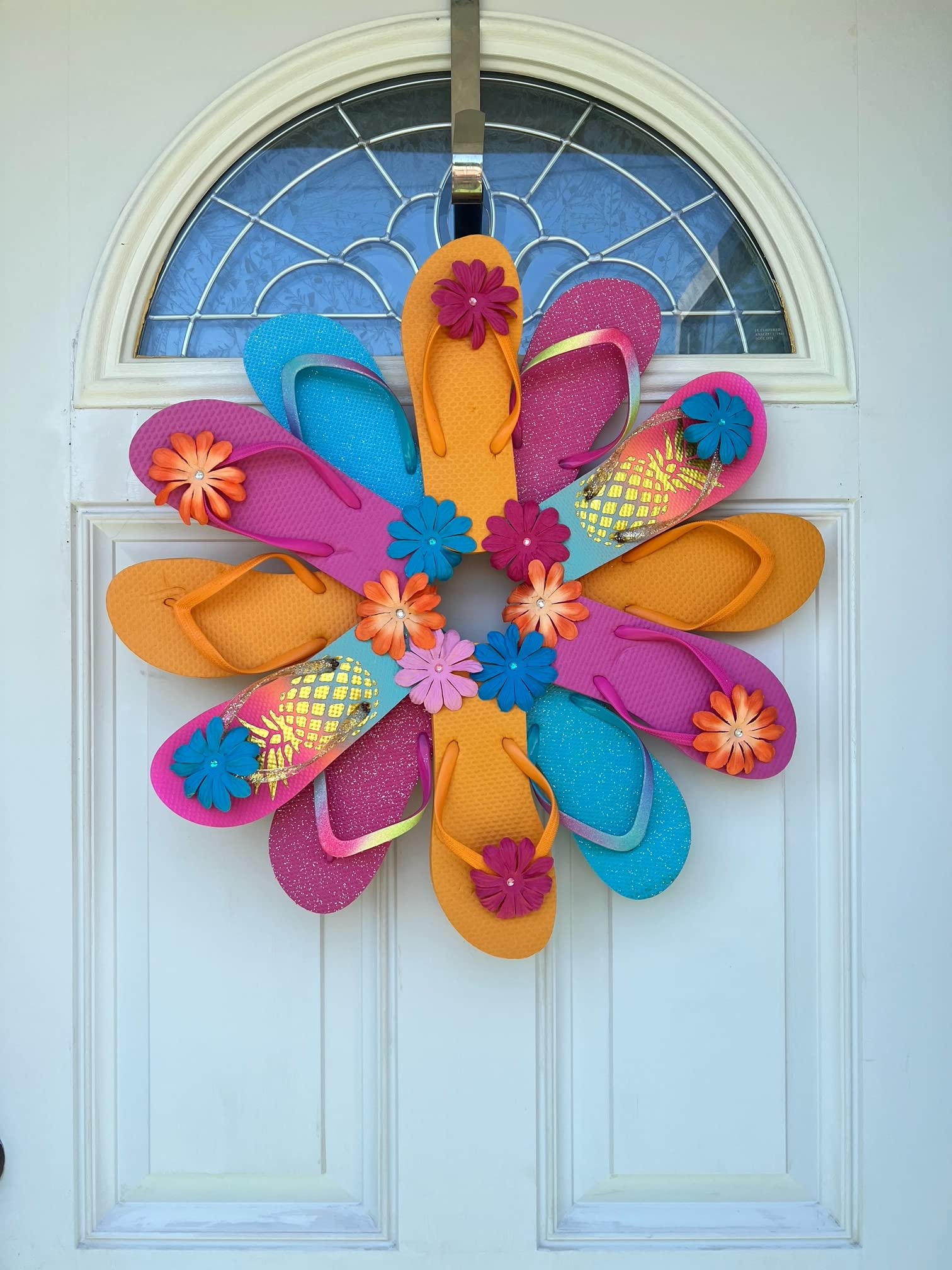 Pineapple Wall Decor & Wreaths for Front Door - Tropical Summer Beach House Decorations, Seasonal Kitchen & Living Room Wall Art - Perfect for Home, Office & Party Decor
