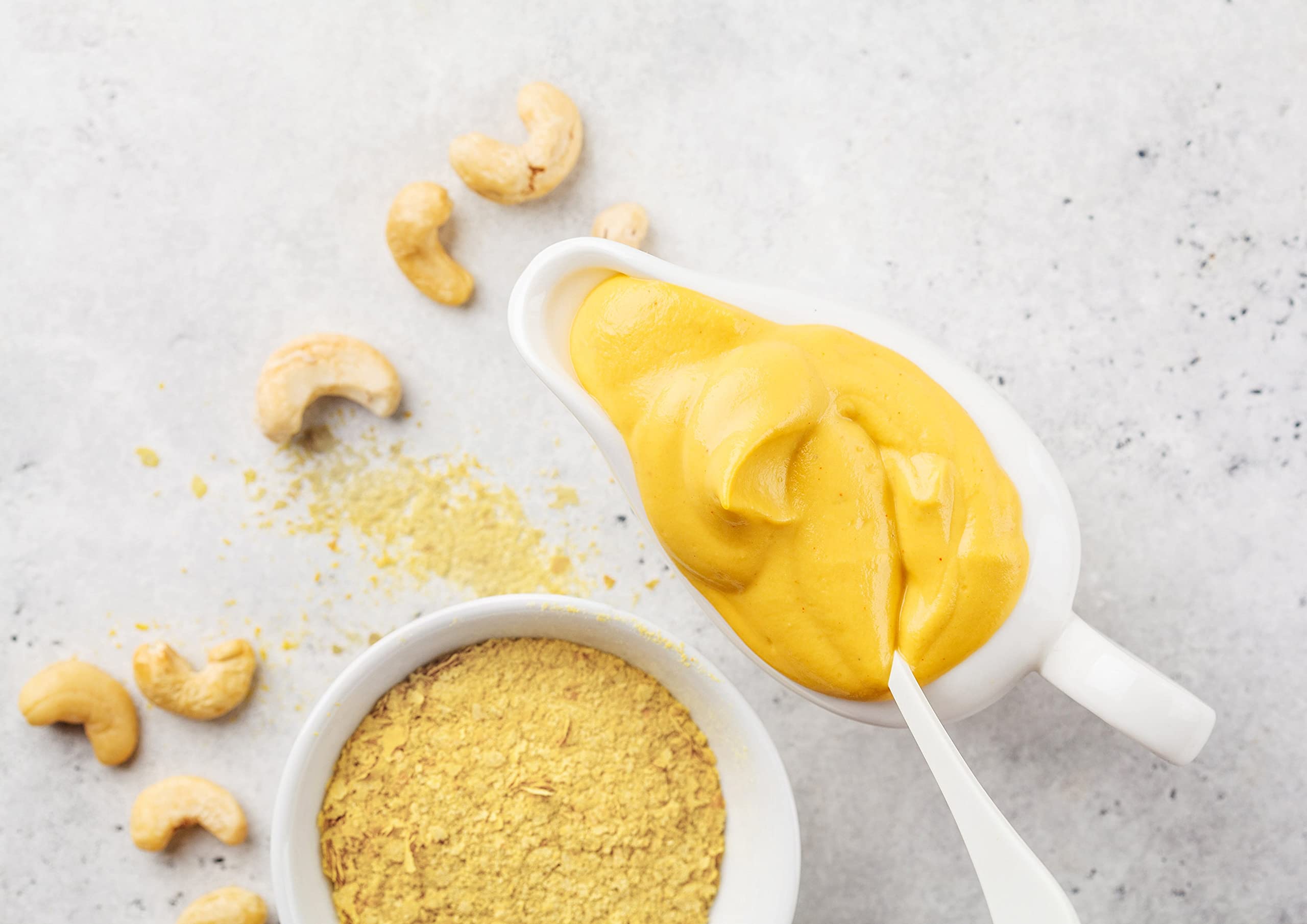 Food to Live Nutritional Yeast Flakes - 2.5lbs Fortified Large Flakes | Inactive, Unsweetened Vegan Thickener | Rich in Protein & Vitamins B12 | Perfect for Vegan Cheese, Baking, Sauces & Popcorn Seasoning