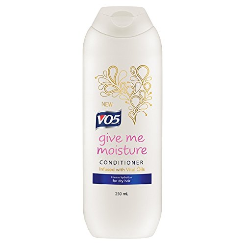 VO5 Give Me Moisture Conditioner - 6 Pack (250ml Each) for Dry & Damaged Hair - Deep Hydration & Repair for Daily Hair Care