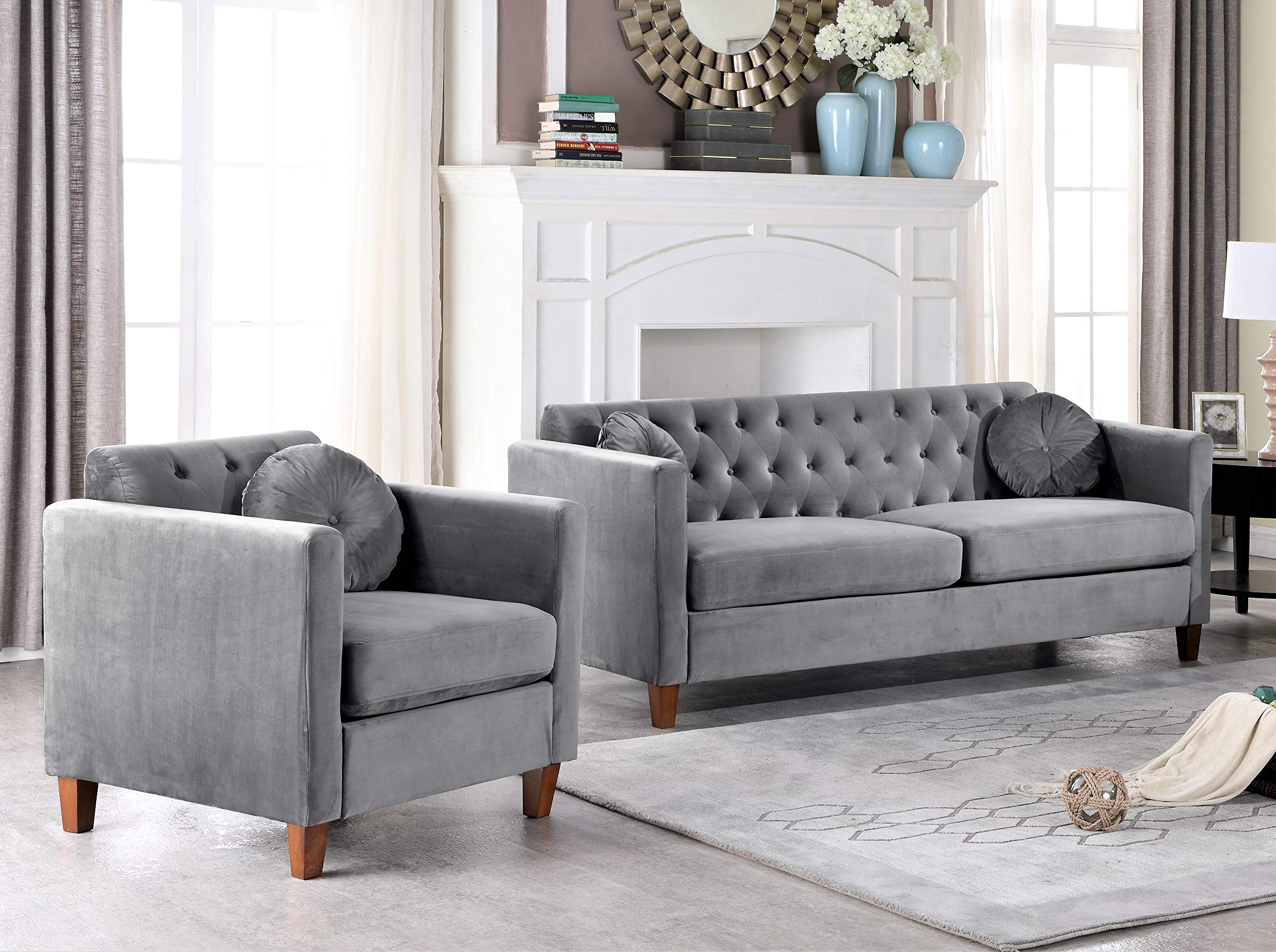 Persaud Classic Chesterfield Velvet Upholstered Living Room Chair - Silver Grey Accent Chair for Home, Apartment & Office - Perfect for Reading Nooks, Lounge Areas & Workspaces