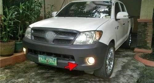 2005-2011 Toyota HiLux LED Halo Fog Lights Kit - Angel Eye DRL Daytime Running Lights & Foglamps for Enhanced Visibility in Rain, Snow, and Off-Road Driving